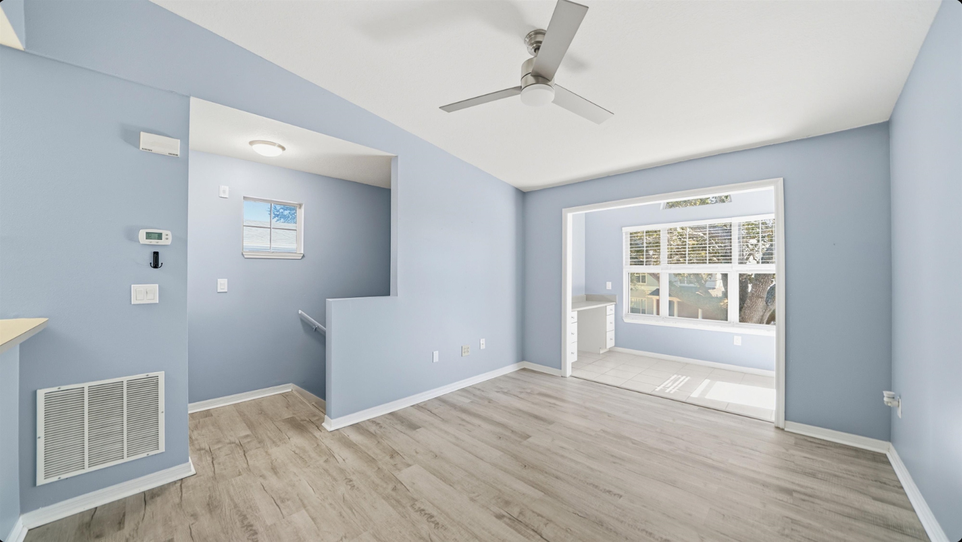 Image 7 of 48 For 29205 Harbour Vista Cir