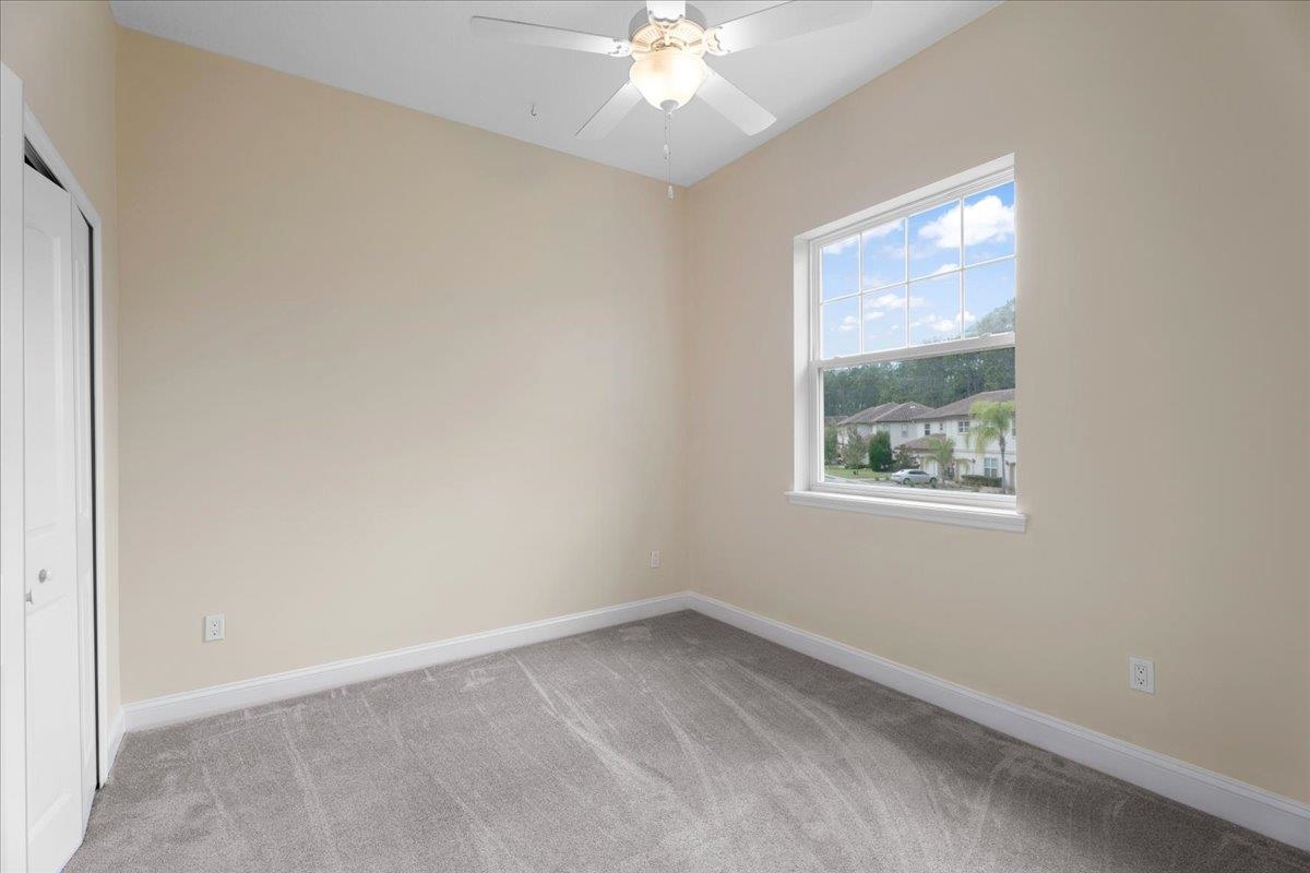 Image 26 of 39 For 180 Canyon Trl