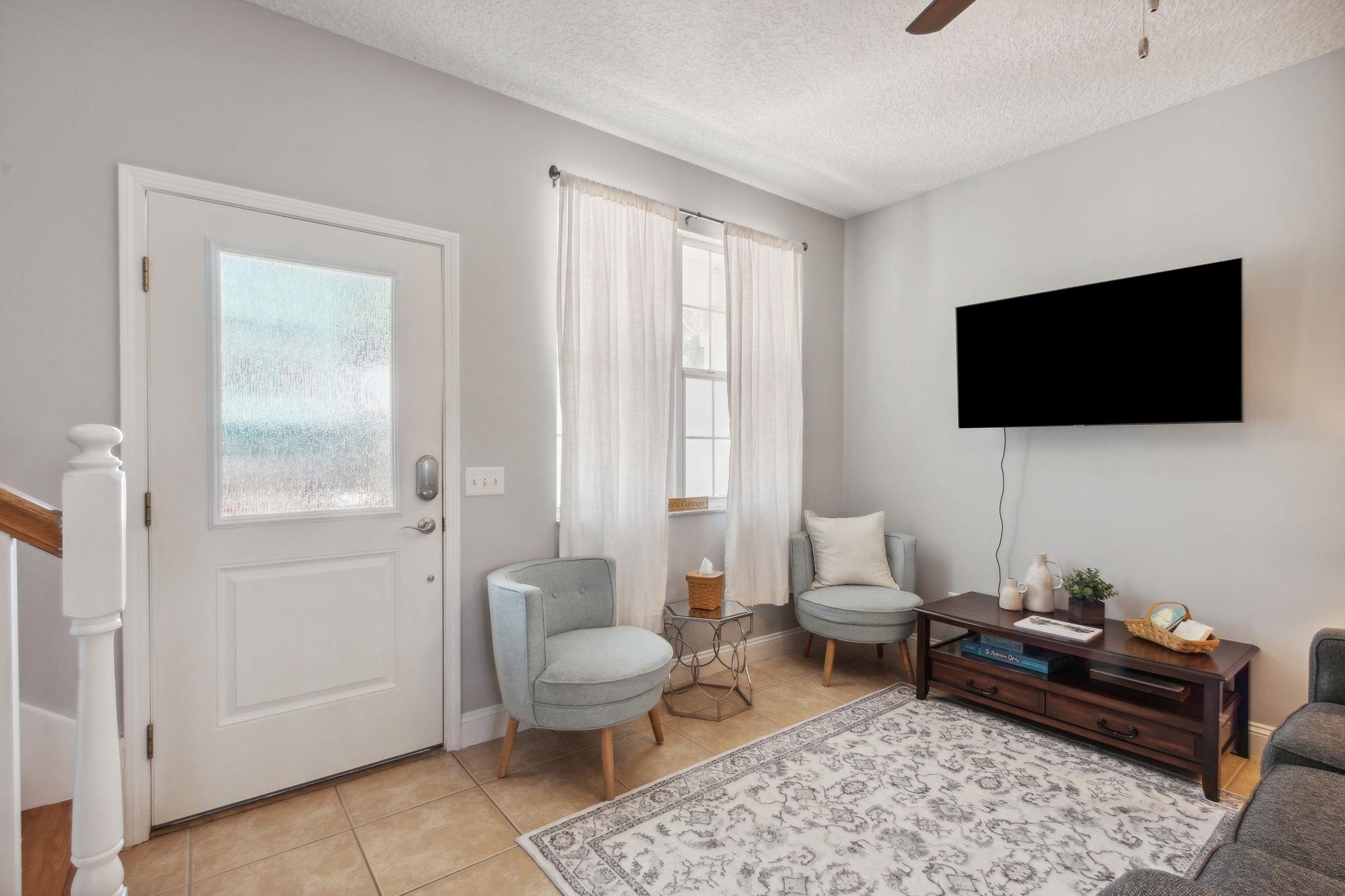 Image 10 of 48 For 133 Pomar Street