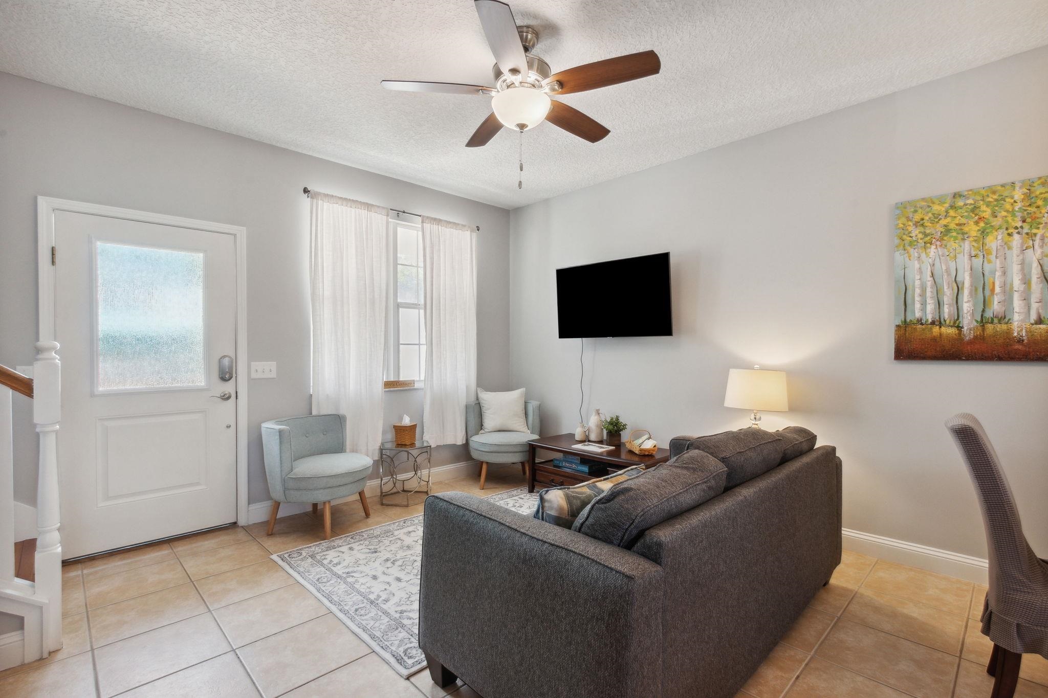 Image 12 of 48 For 133 Pomar Street