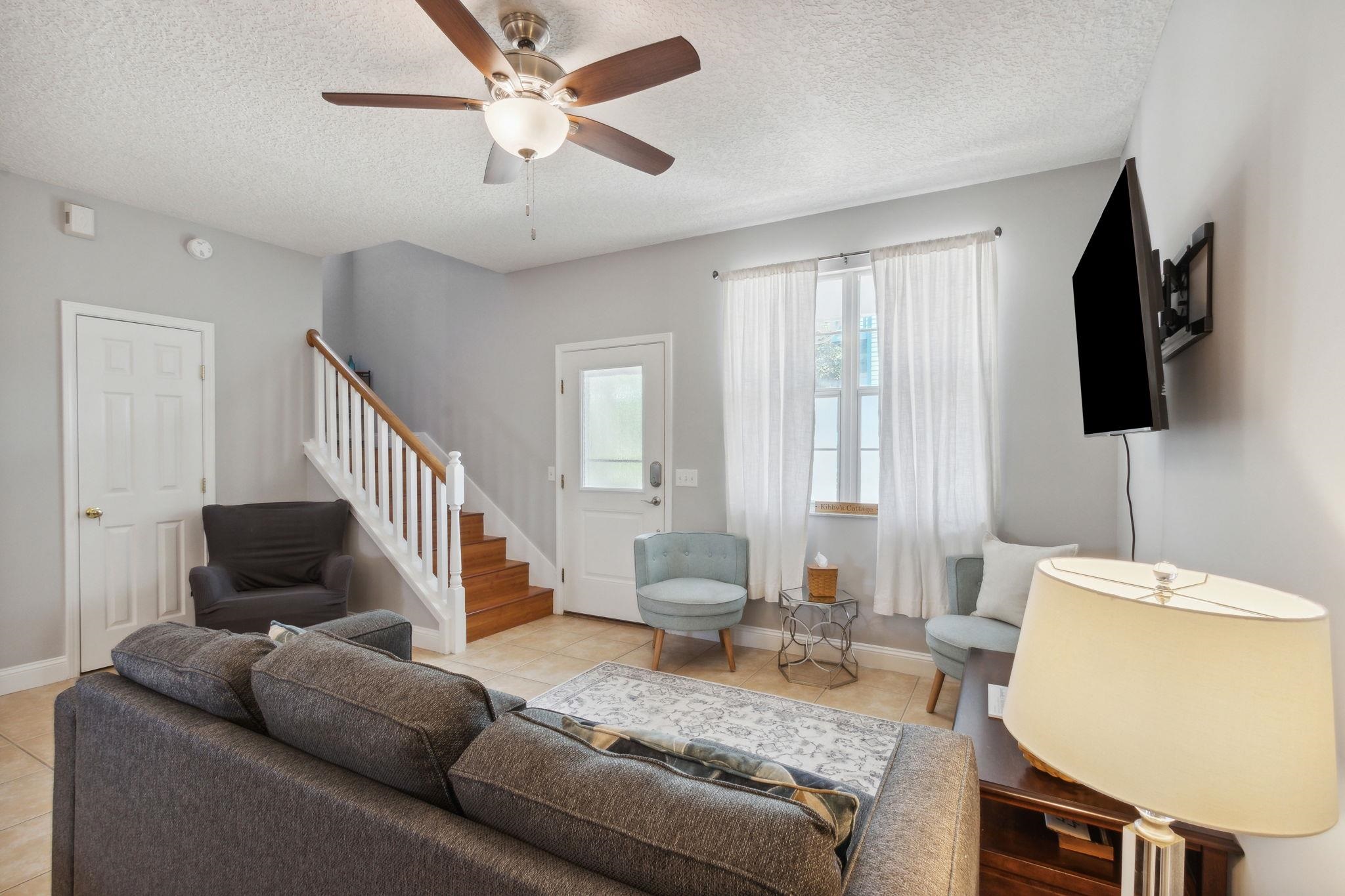 Image 14 of 48 For 133 Pomar Street
