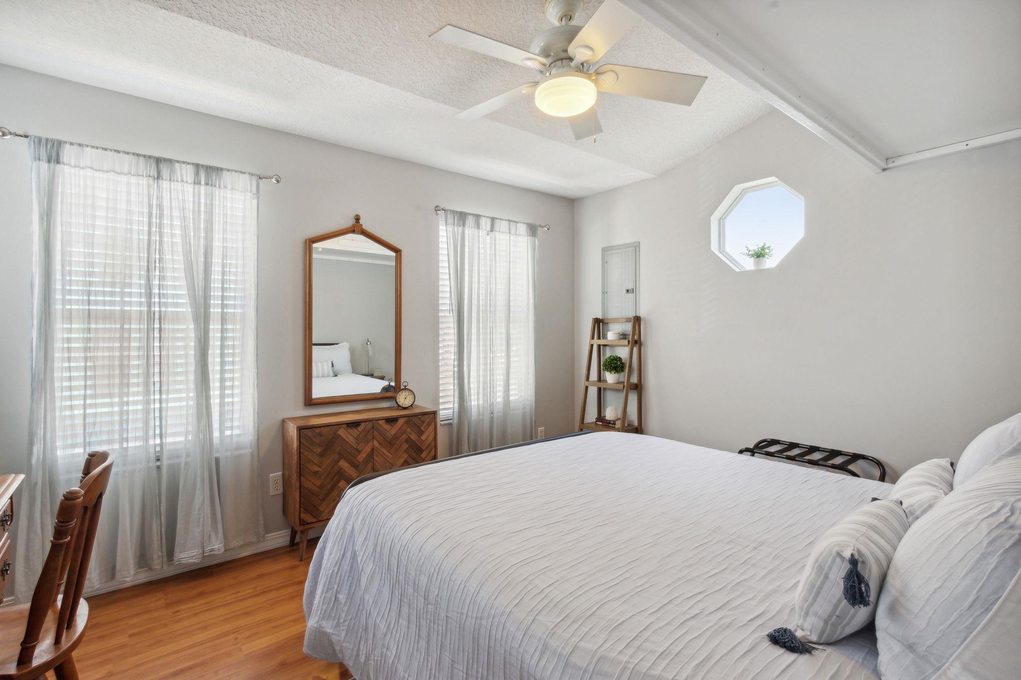 Image 34 of 48 For 133 Pomar Street