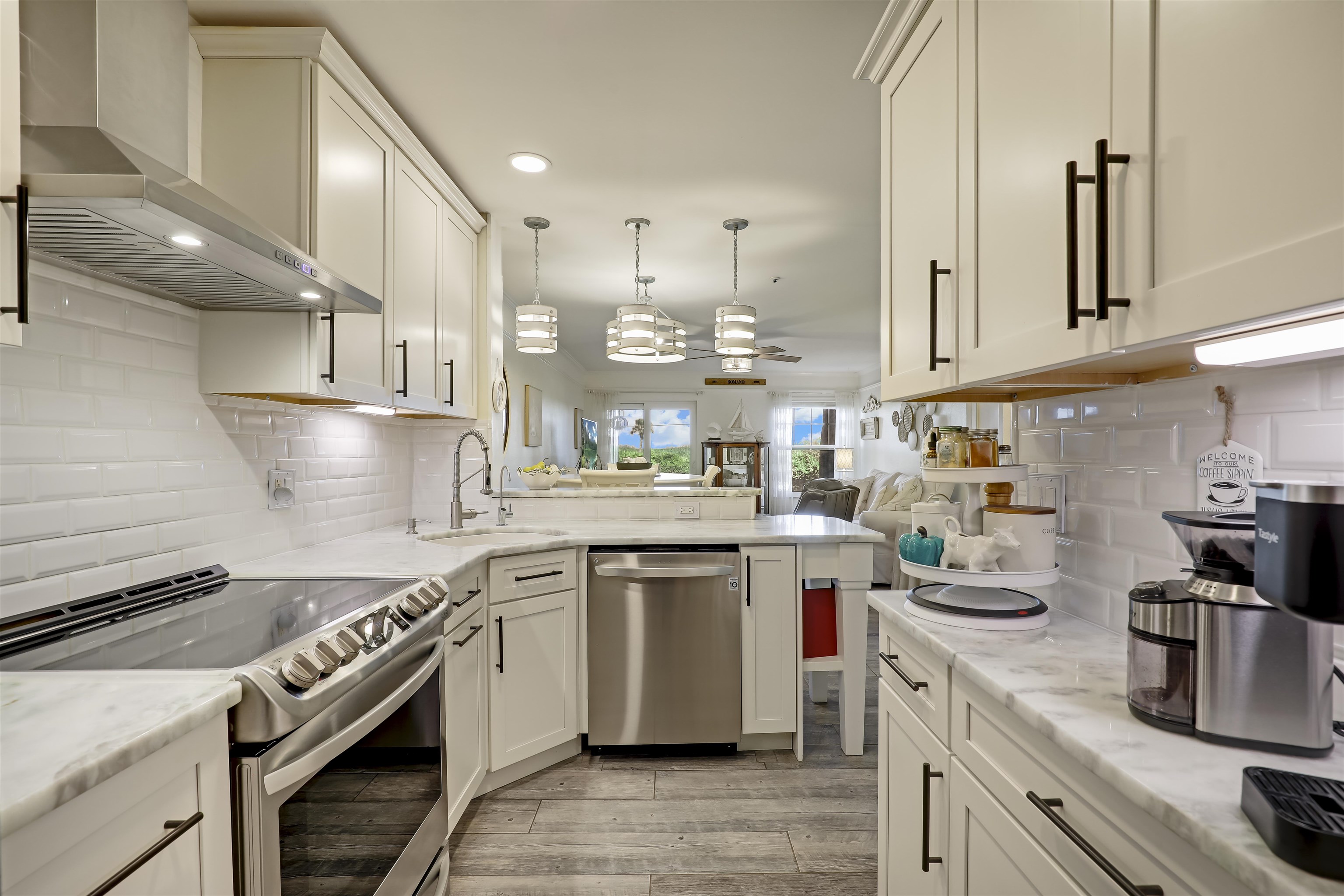 Image 19 of 59 For 110 Ocean Hollow Ln  101