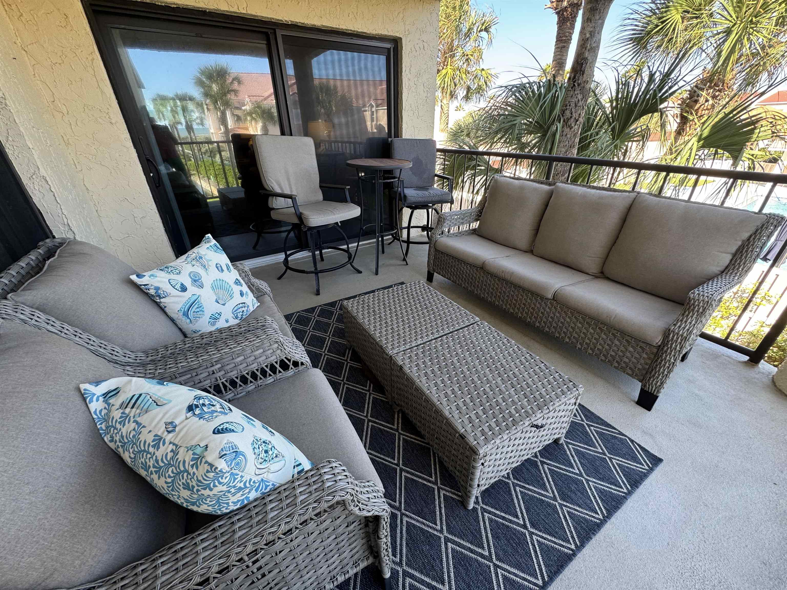 Image 5 of 27 For 201 Pacifica Vista Way