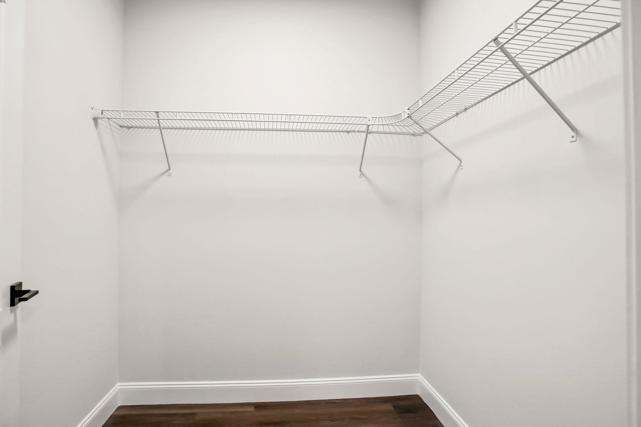 Image 32 of 50 For 524 Arricola Ave