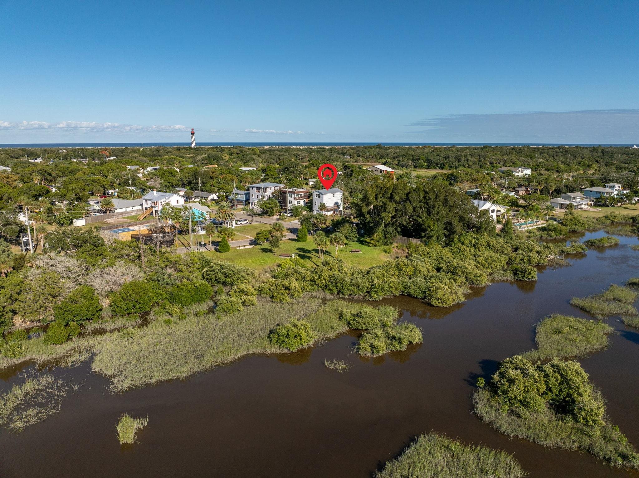 Image 41 of 50 For 524 Arricola Ave