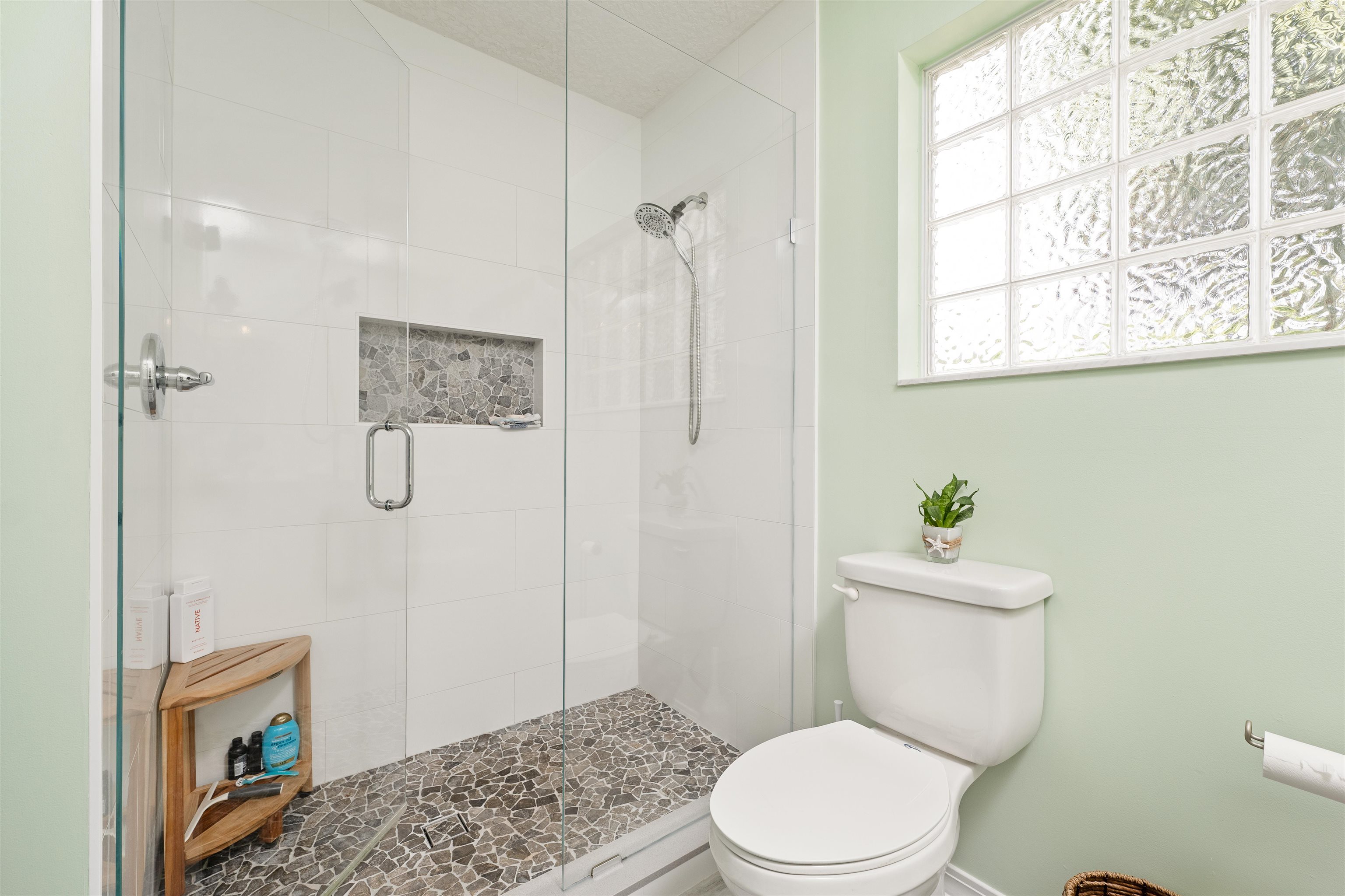 Image 25 of 72 For 2500 Hydrangea St