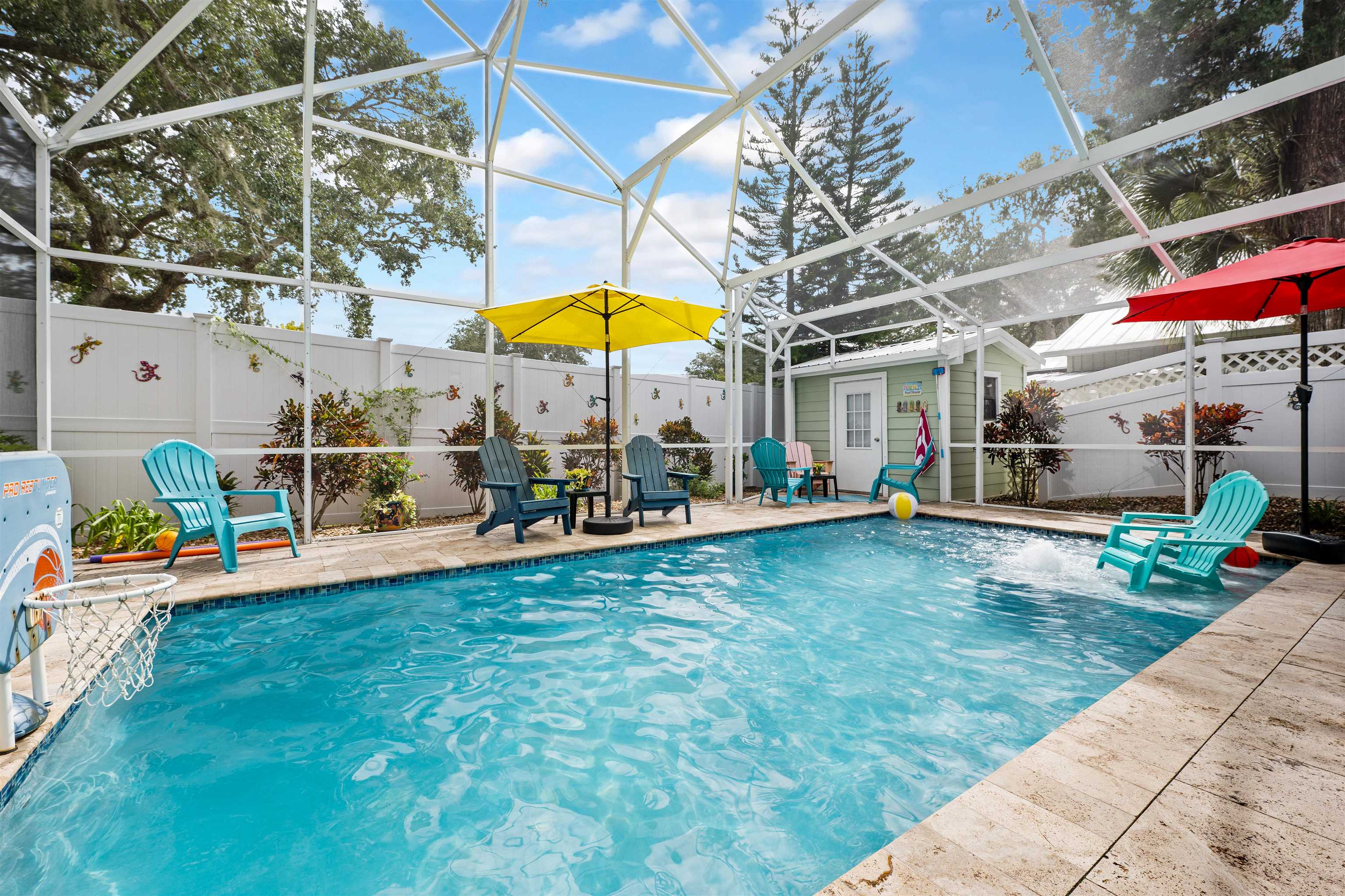 Image 3 of 72 For 2500 Hydrangea St