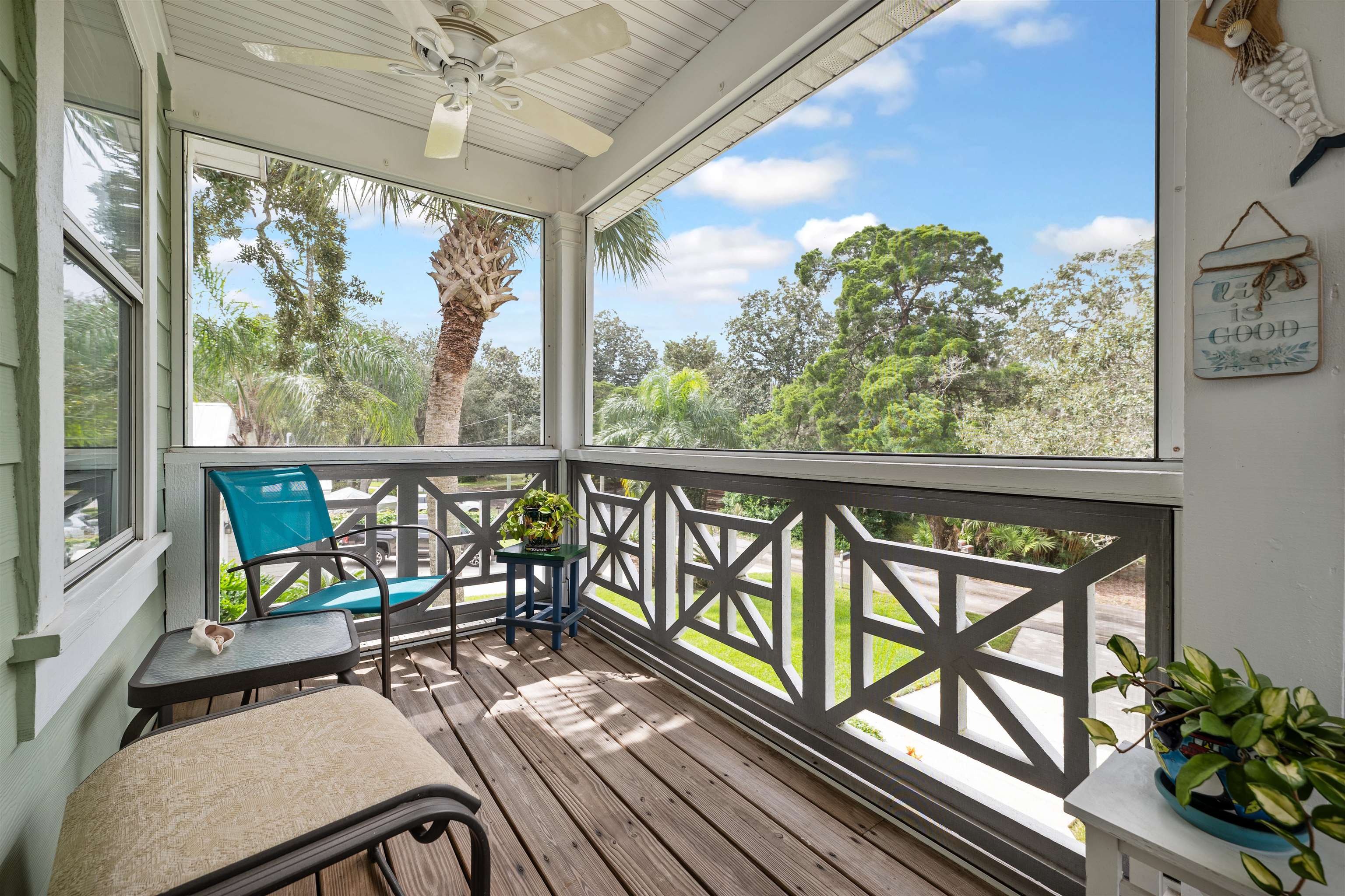 Image 32 of 72 For 2500 Hydrangea St