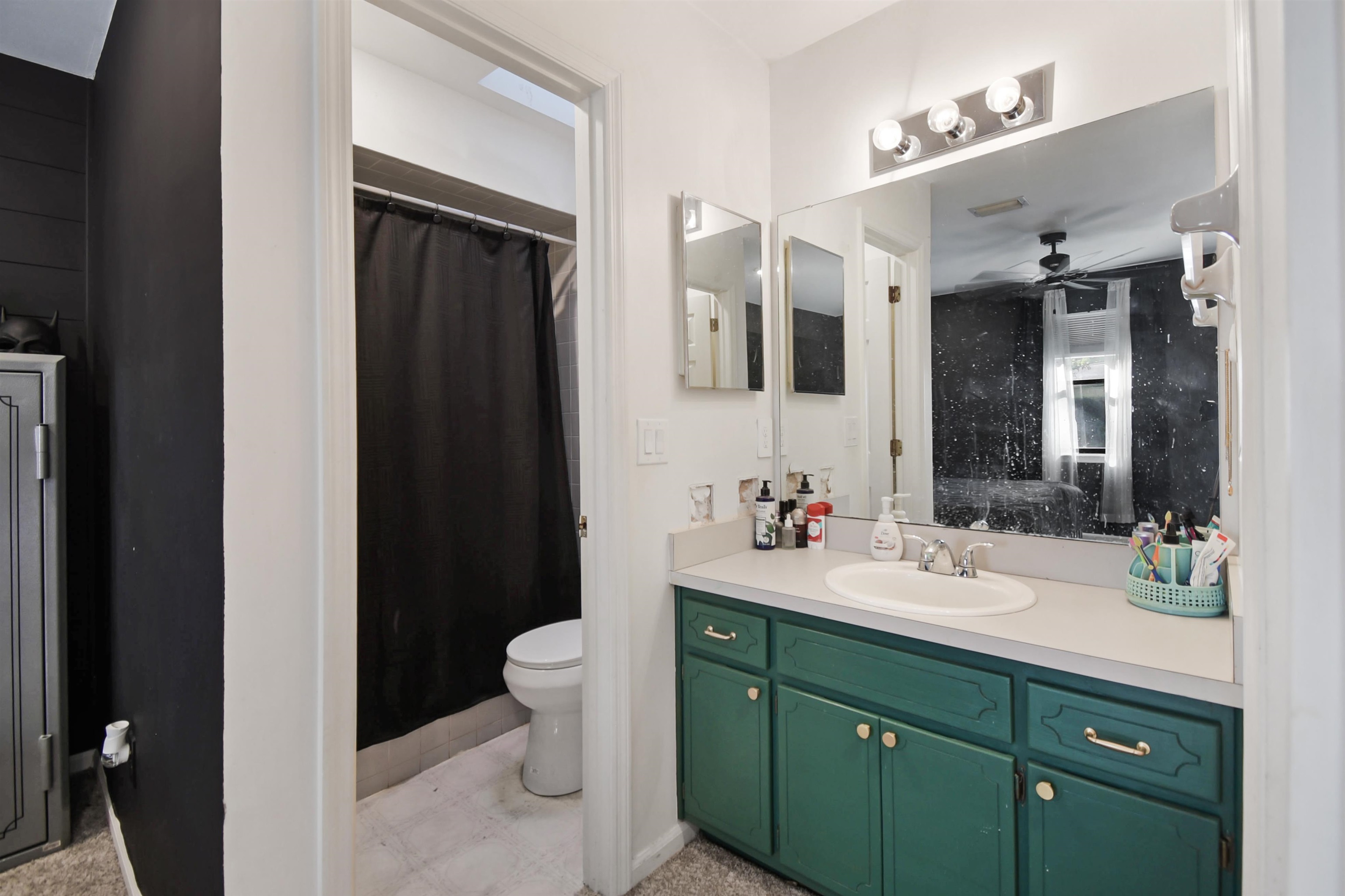 Image 13 of 18 For 1817 Sherwood Drive