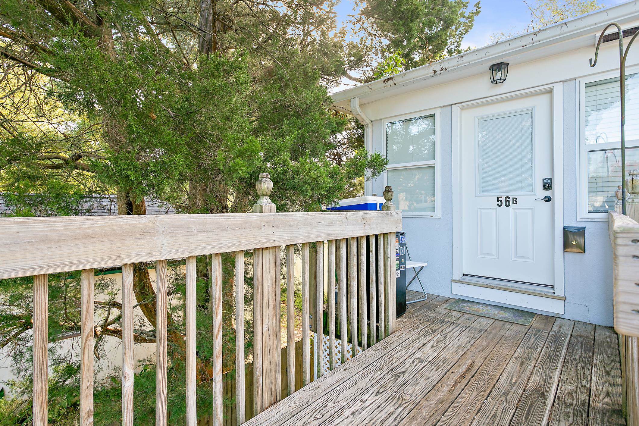 Image 27 of 49 For 56 Grove Avenue