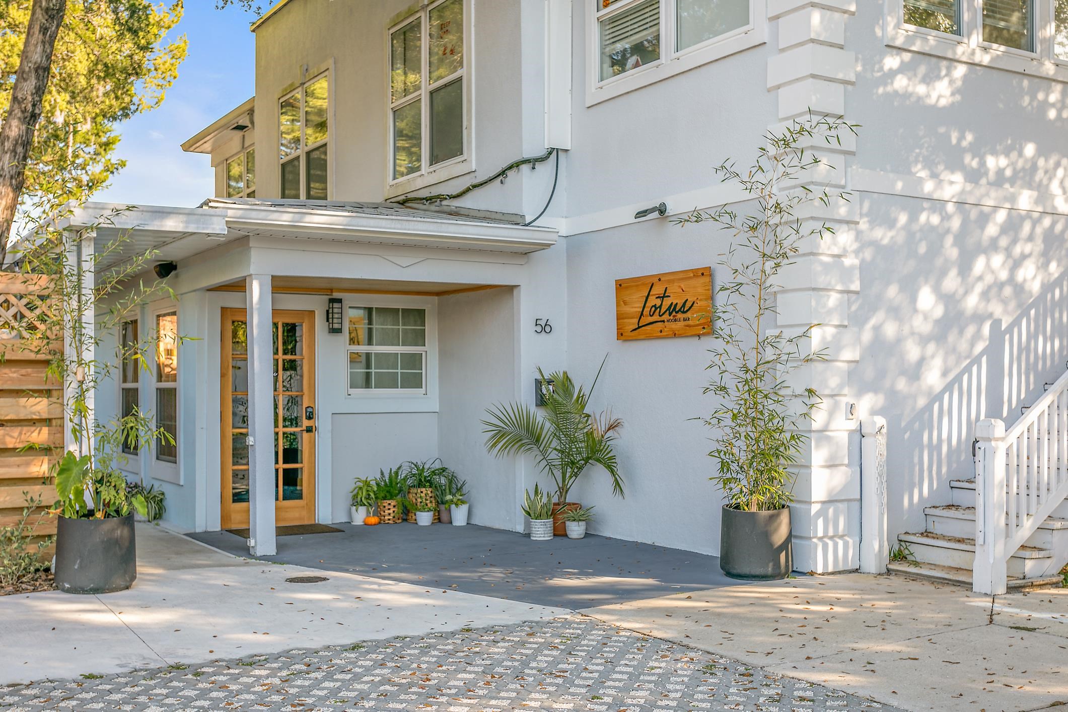 Image 29 of 49 For 56 Grove Avenue