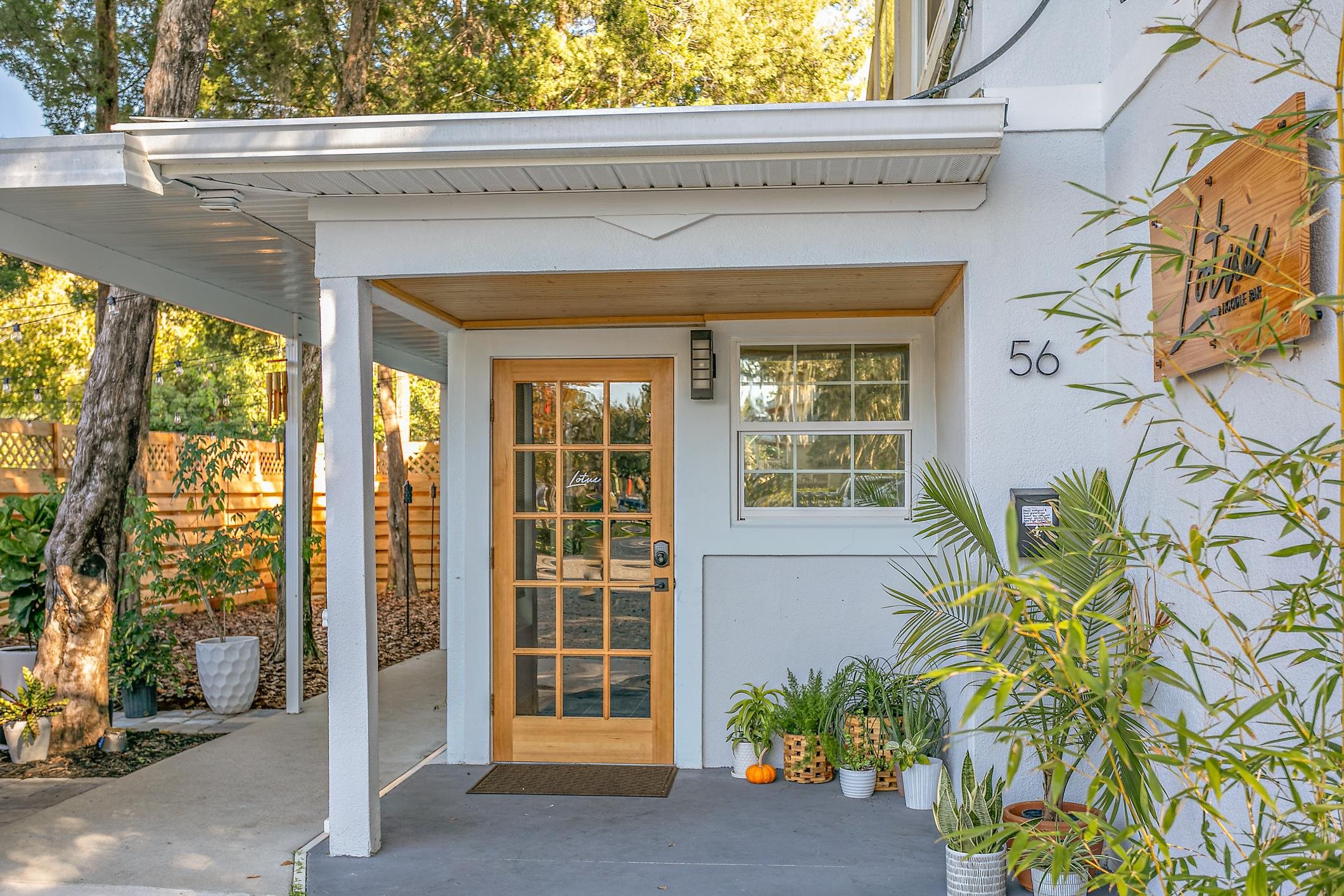 Image 30 of 49 For 56 Grove Avenue