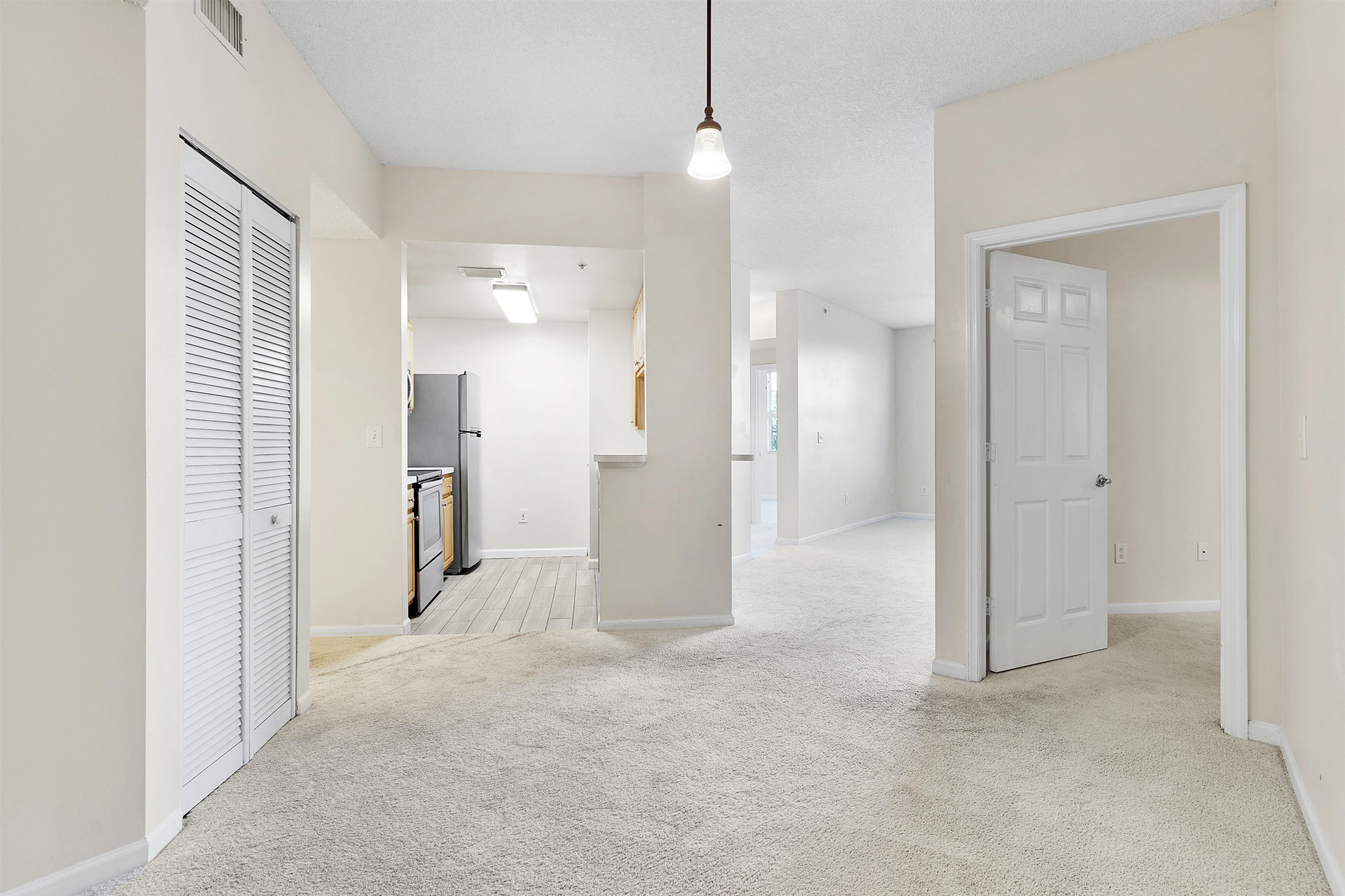 Image 10 of 38 For 1050 Bella Vista Blvd  308