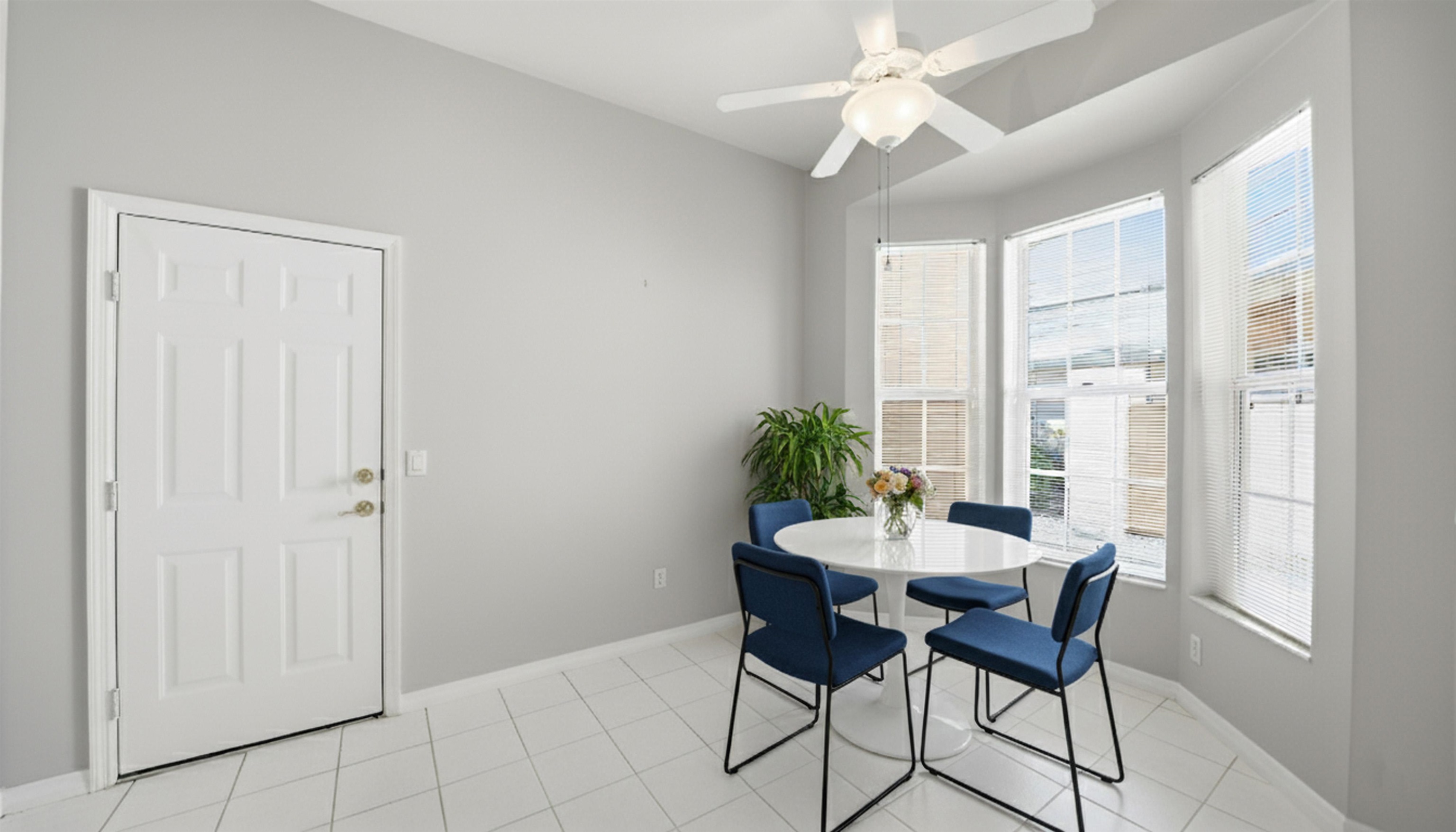 Image 10 of 61 For 1176 Athlone Way