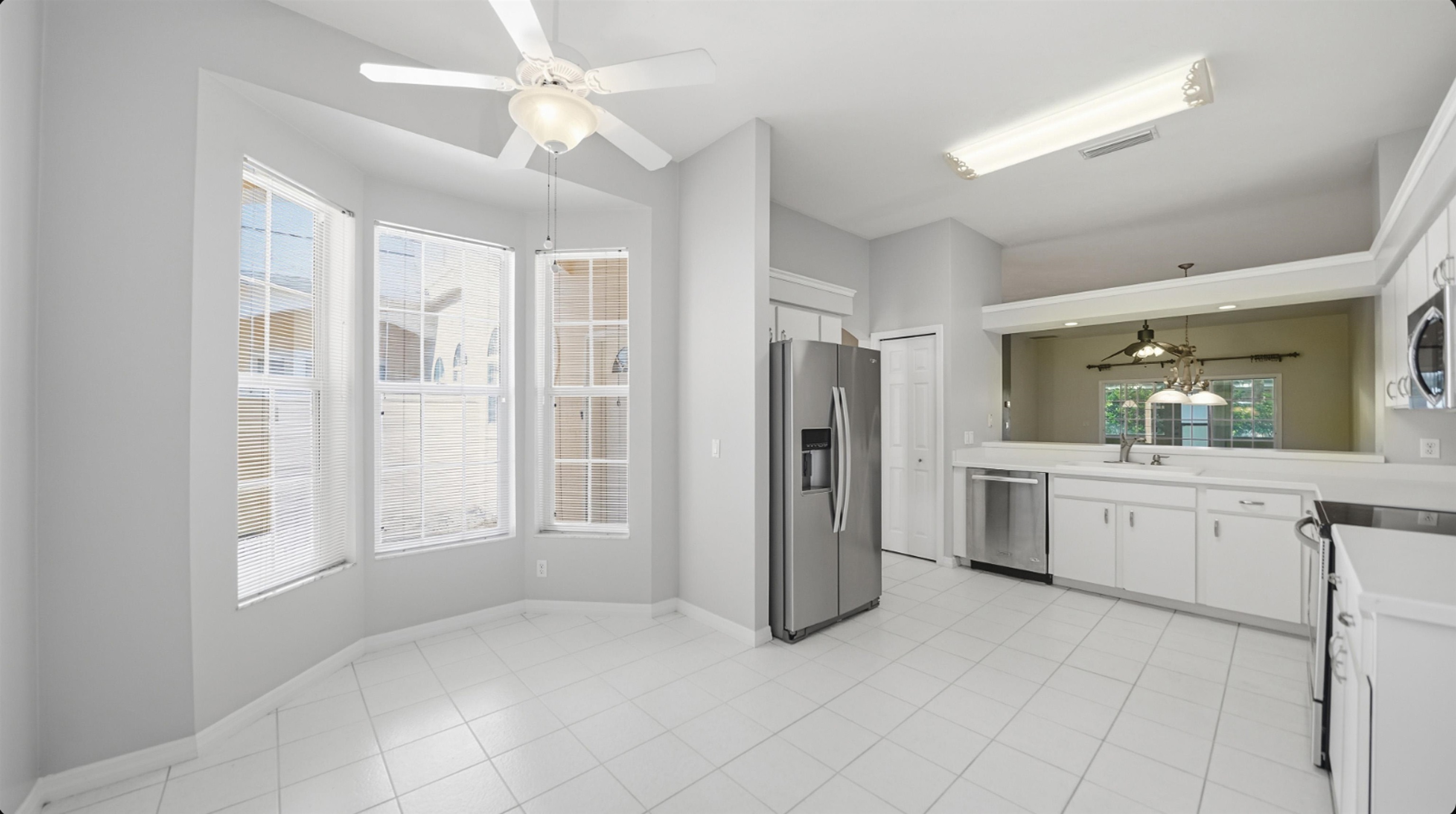 Image 12 of 61 For 1176 Athlone Way