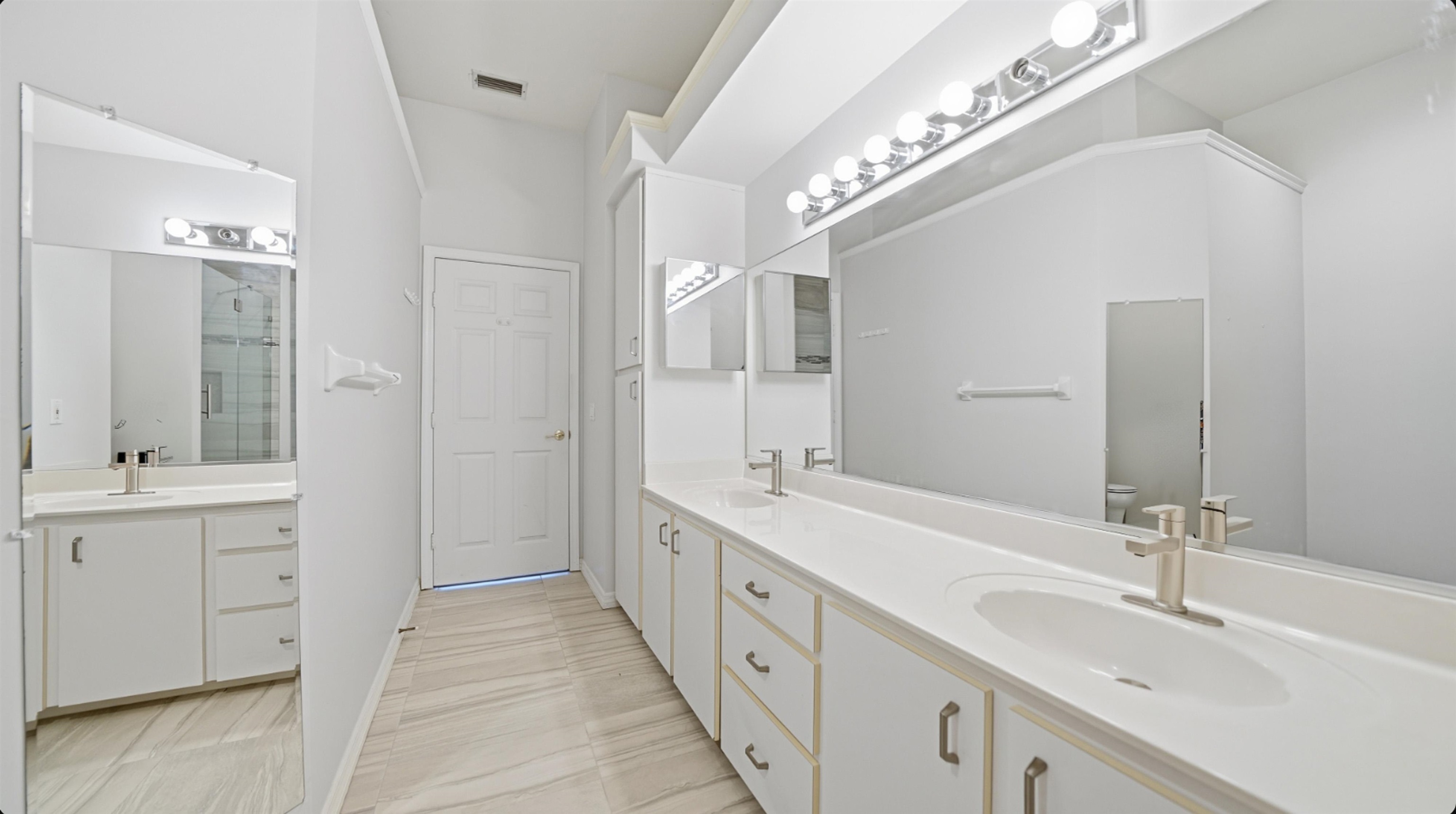 Image 24 of 61 For 1176 Athlone Way