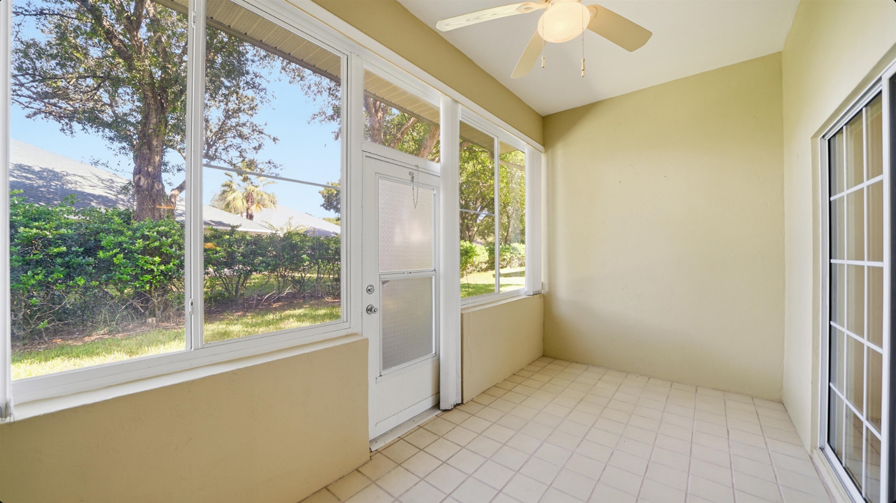 Image 27 of 61 For 1176 Athlone Way