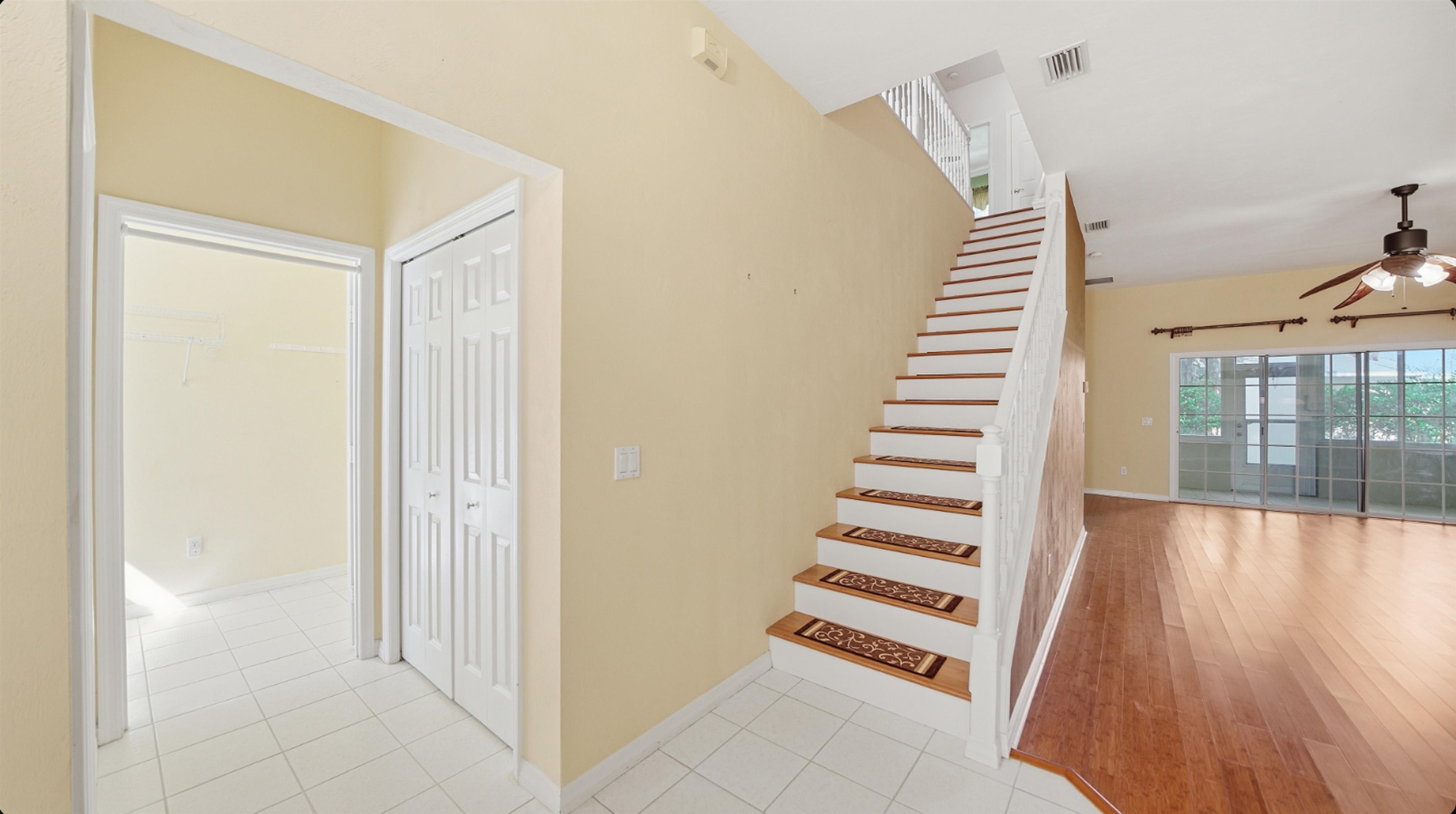 Image 32 of 61 For 1176 Athlone Way