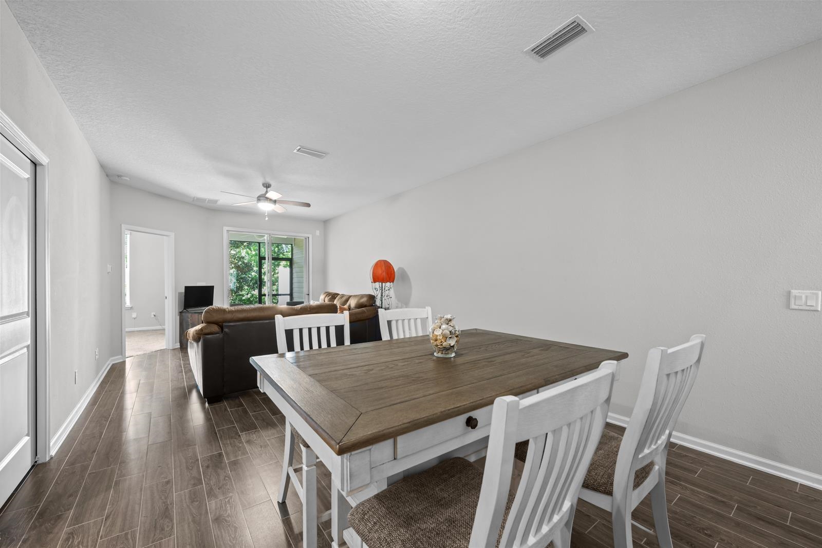 Image 10 of 77 For 189 Leeward Island Drive