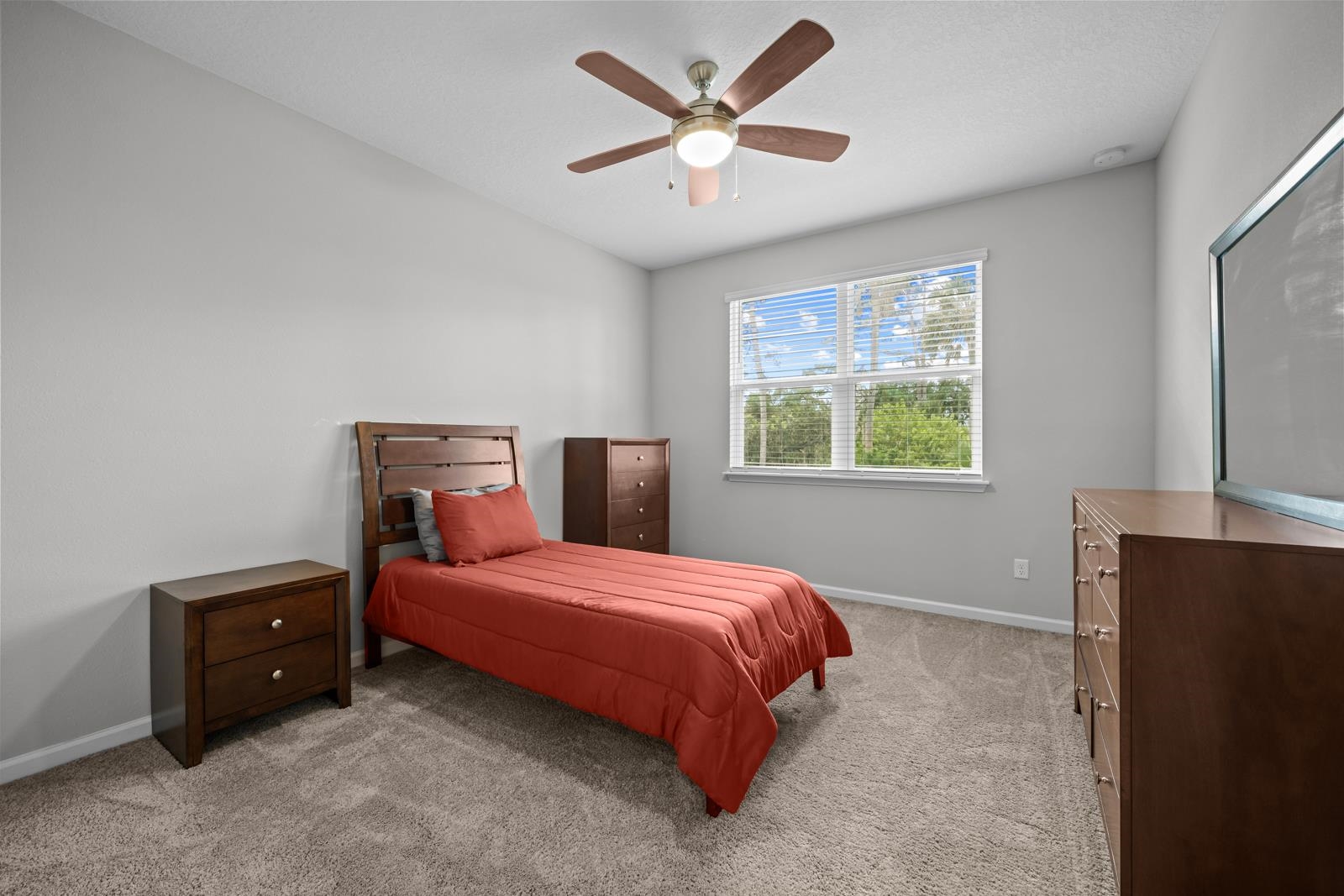 Image 27 of 77 For 189 Leeward Island Drive