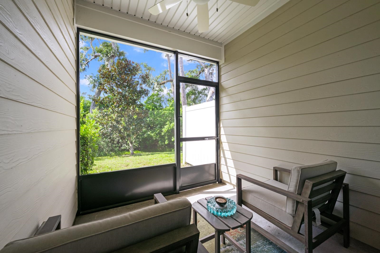 Image 32 of 77 For 189 Leeward Island Drive