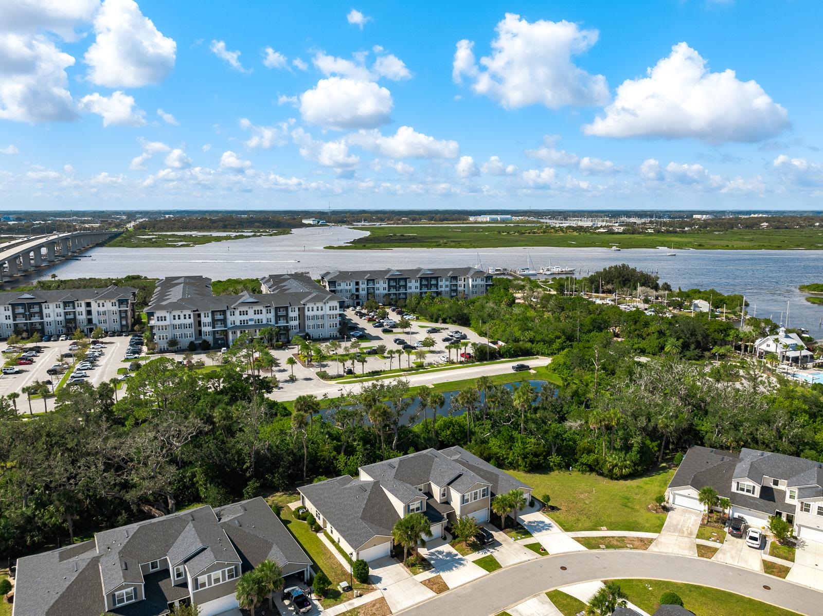 Image 43 of 77 For 189 Leeward Island Drive