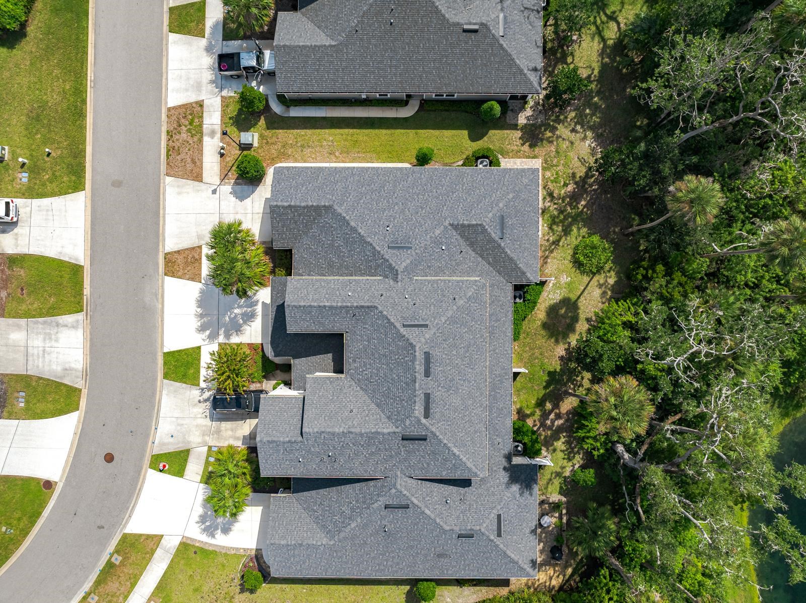 Image 44 of 77 For 189 Leeward Island Drive