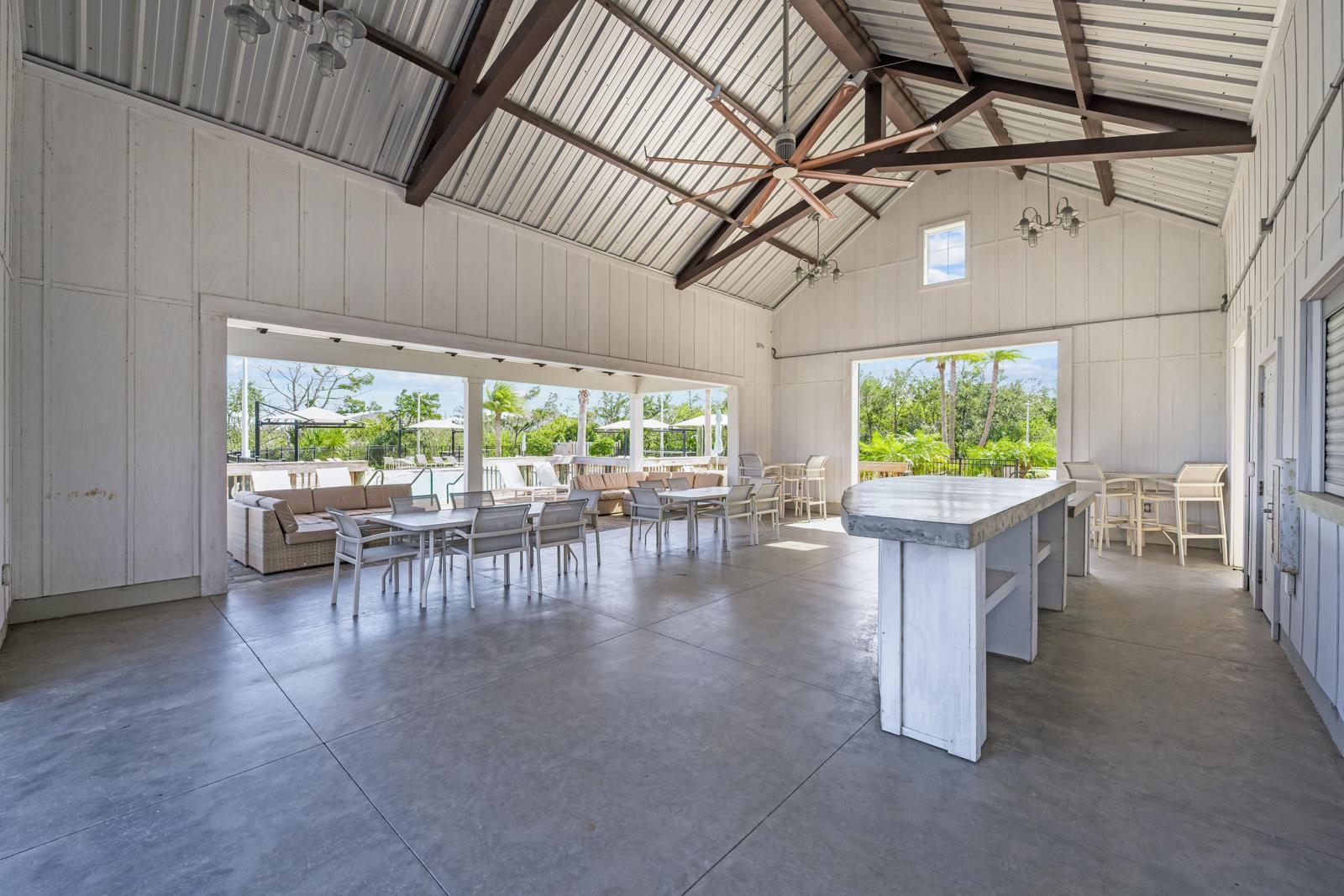 Image 50 of 77 For 189 Leeward Island Drive