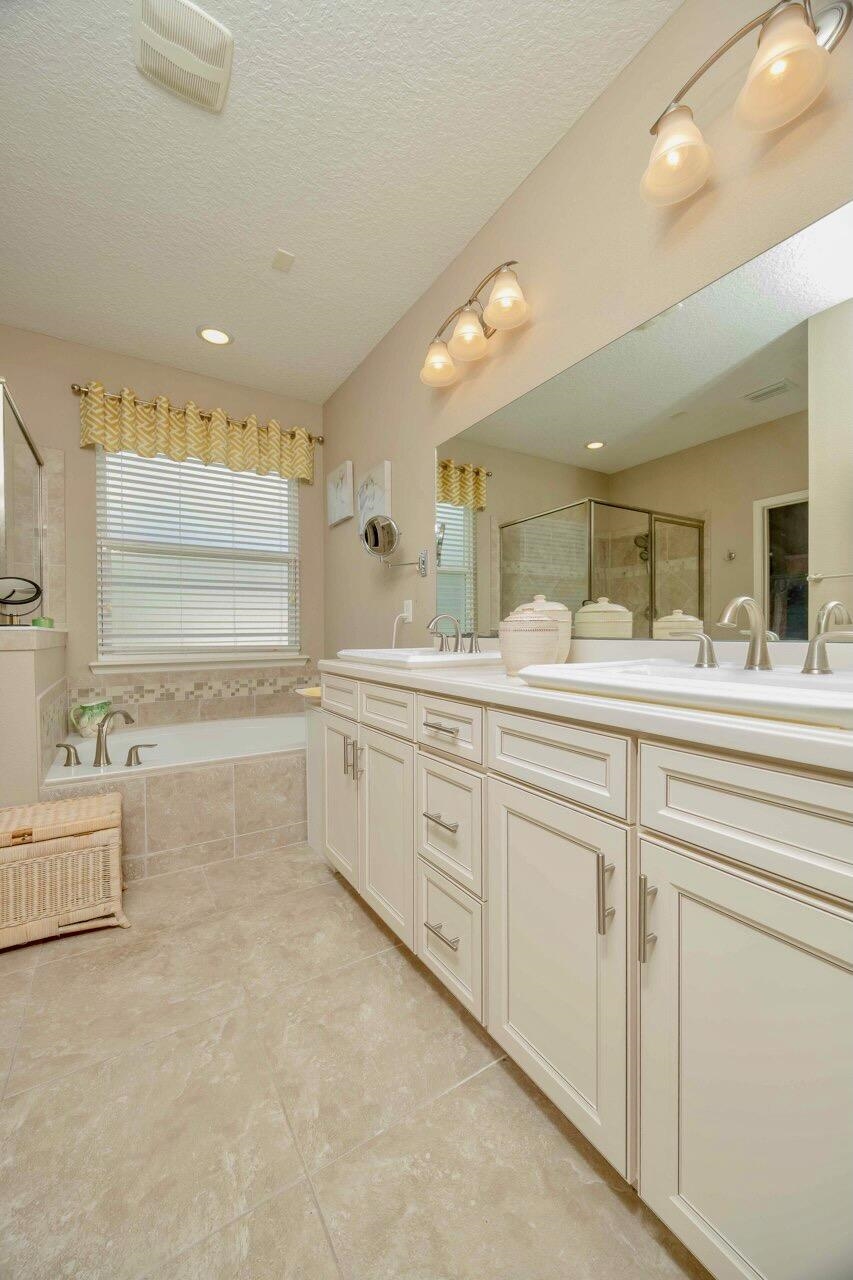 Image 31 of 56 For 308 Gianna Way
