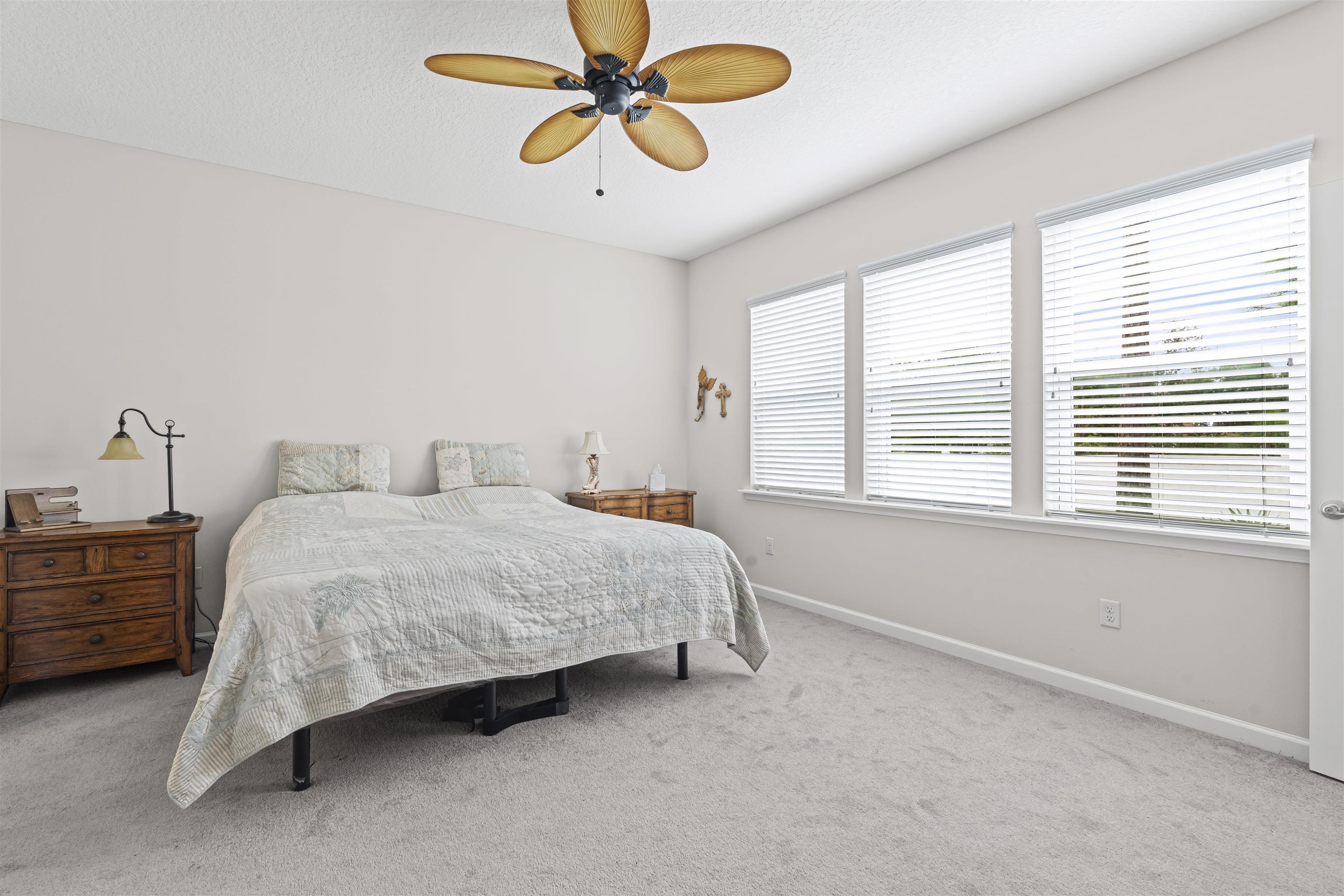 Image 27 of 66 For 850 Watson Rd E