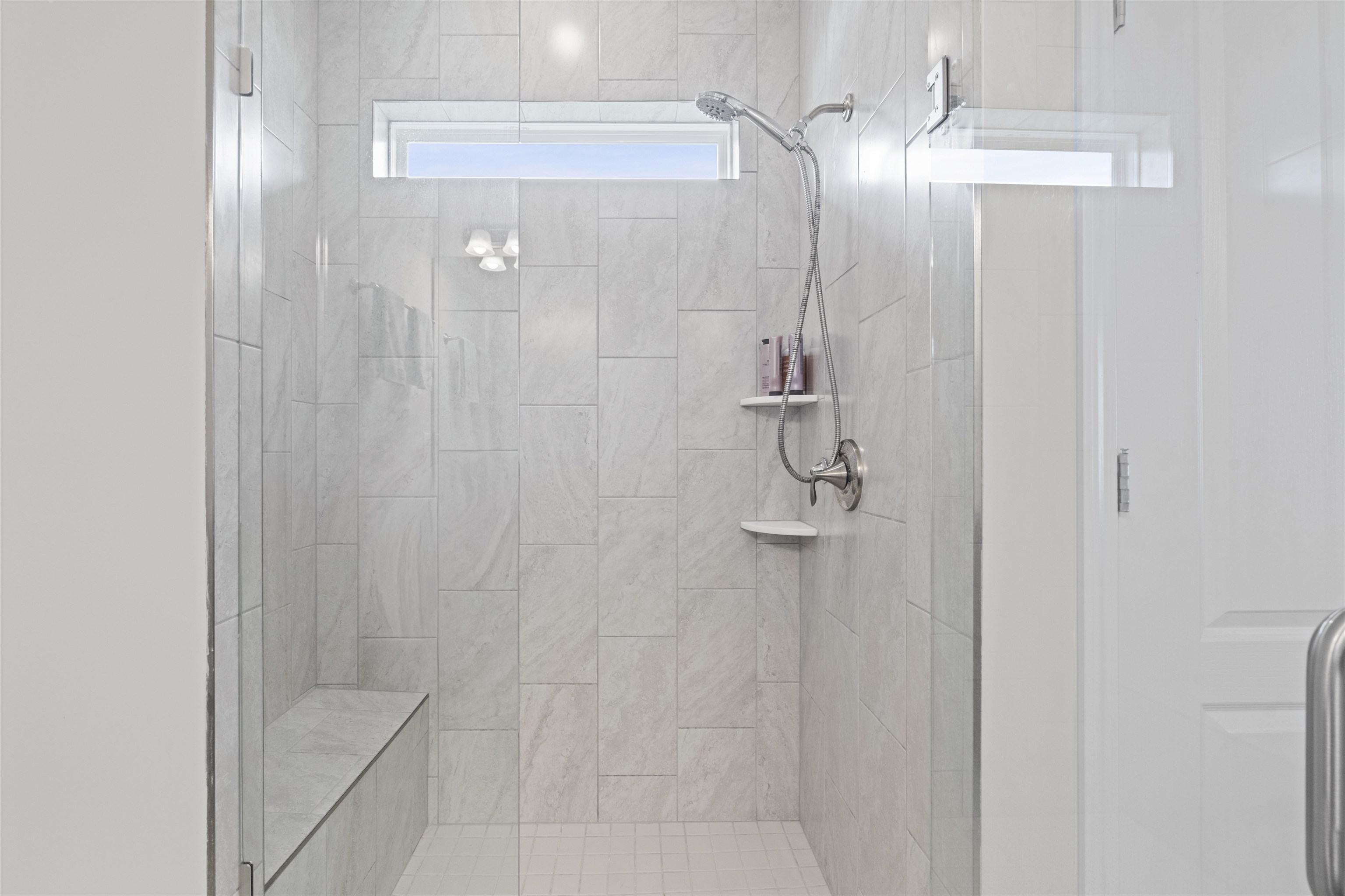 Image 31 of 66 For 850 Watson Rd E