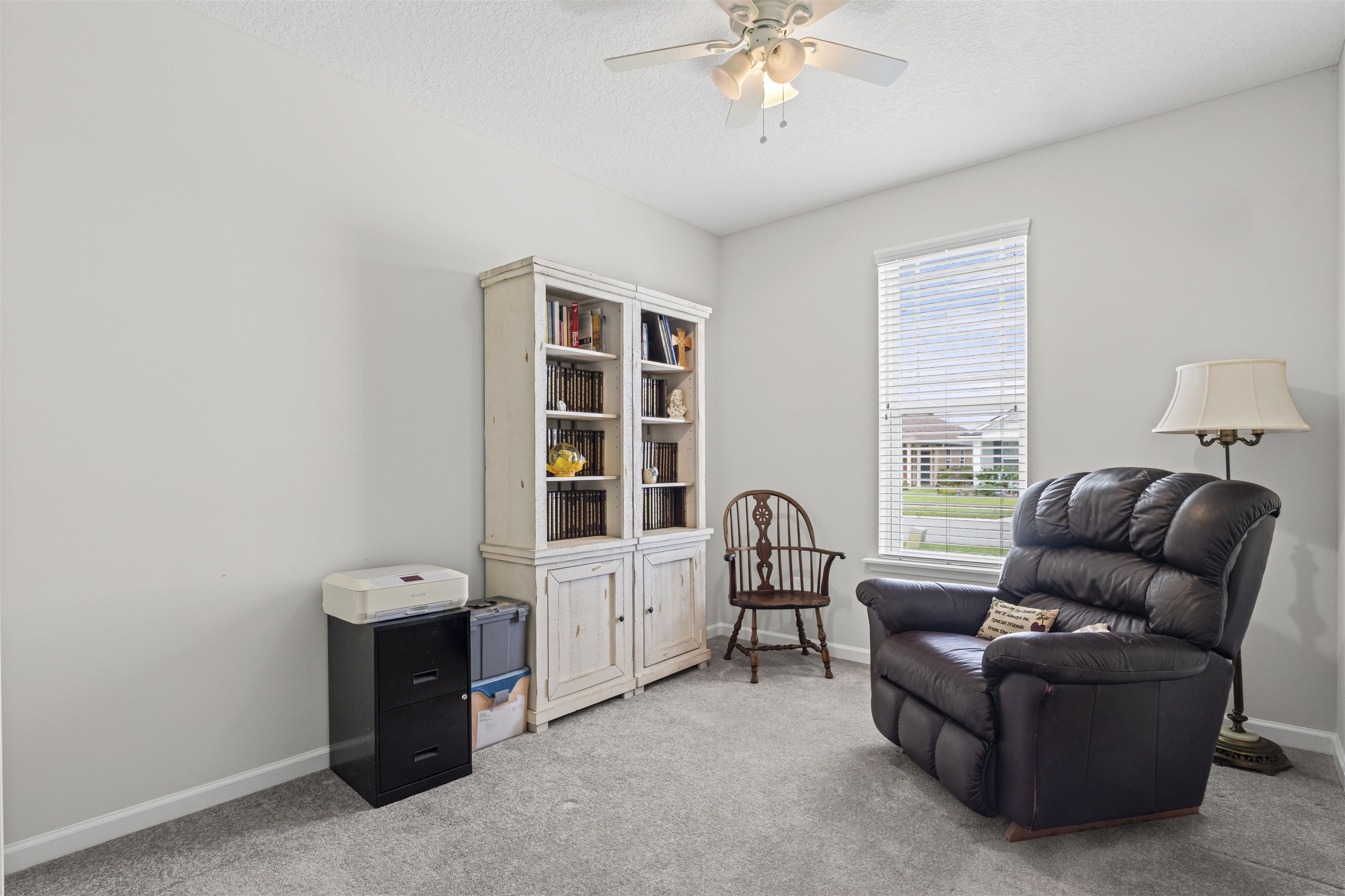 Image 6 of 66 For 850 Watson Rd E