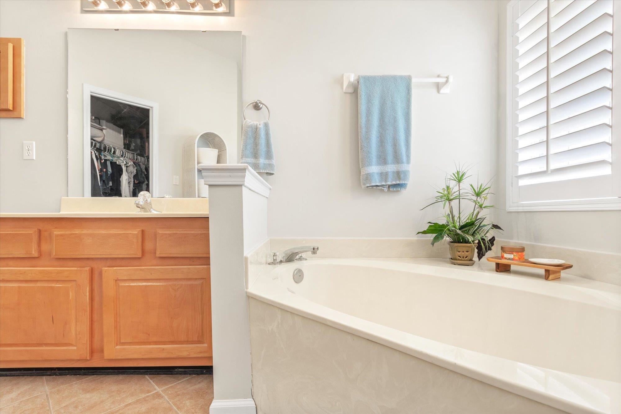 Image 19 of 63 For 1205 Wild Palm Ct