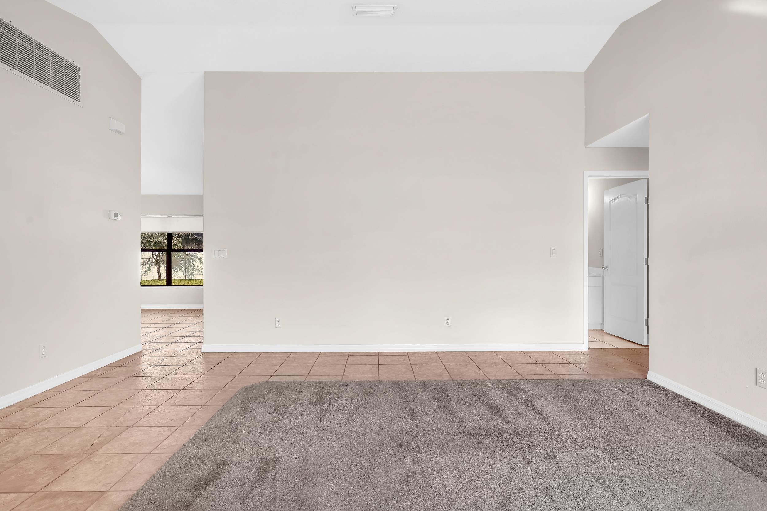 Image 8 of 37 For 11 Lytton Ln