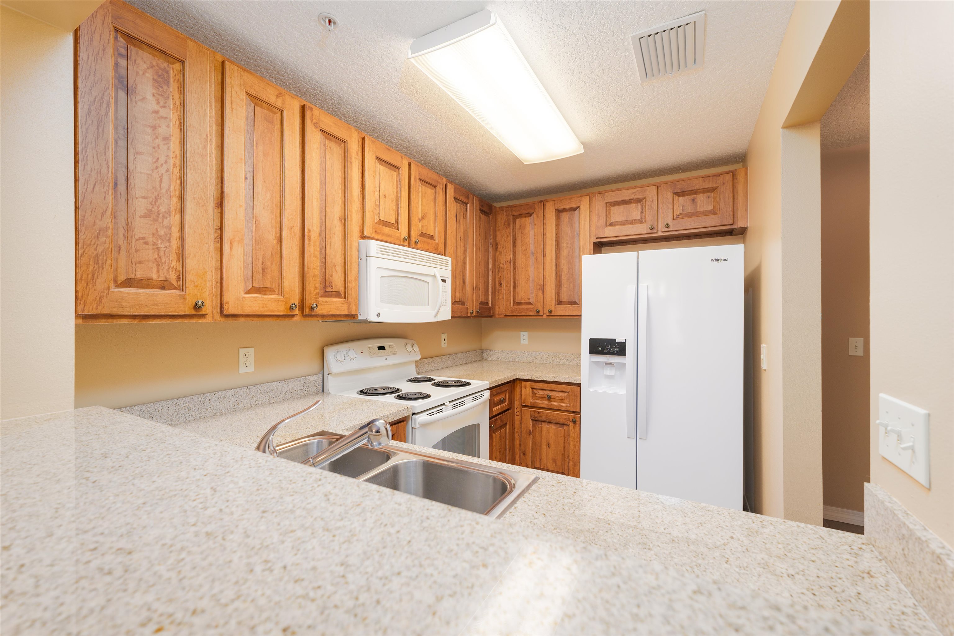 Image 10 of 34 For 99 Broad River Pl  3205