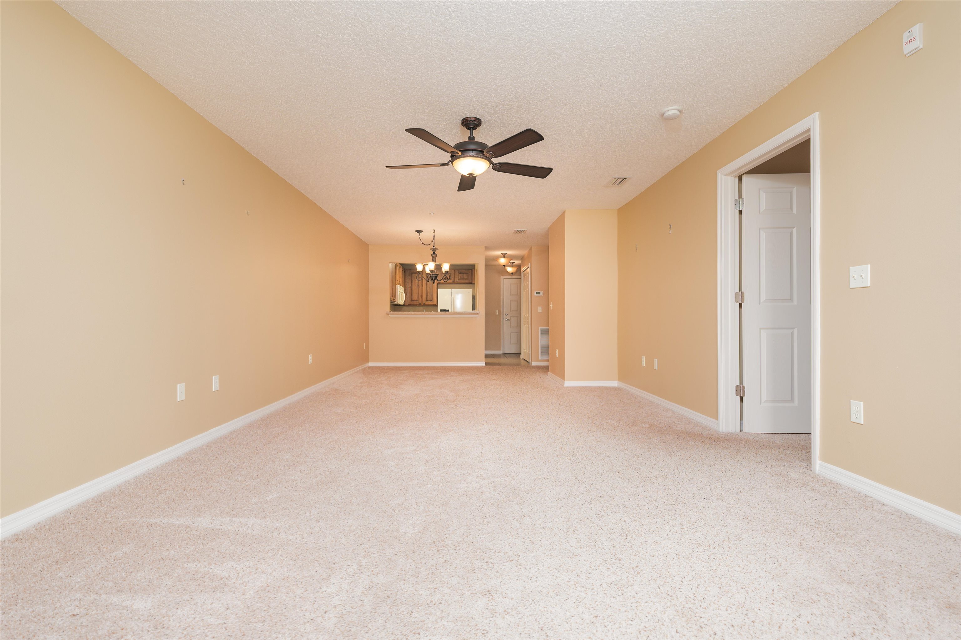 Image 12 of 34 For 99 Broad River Pl  3205