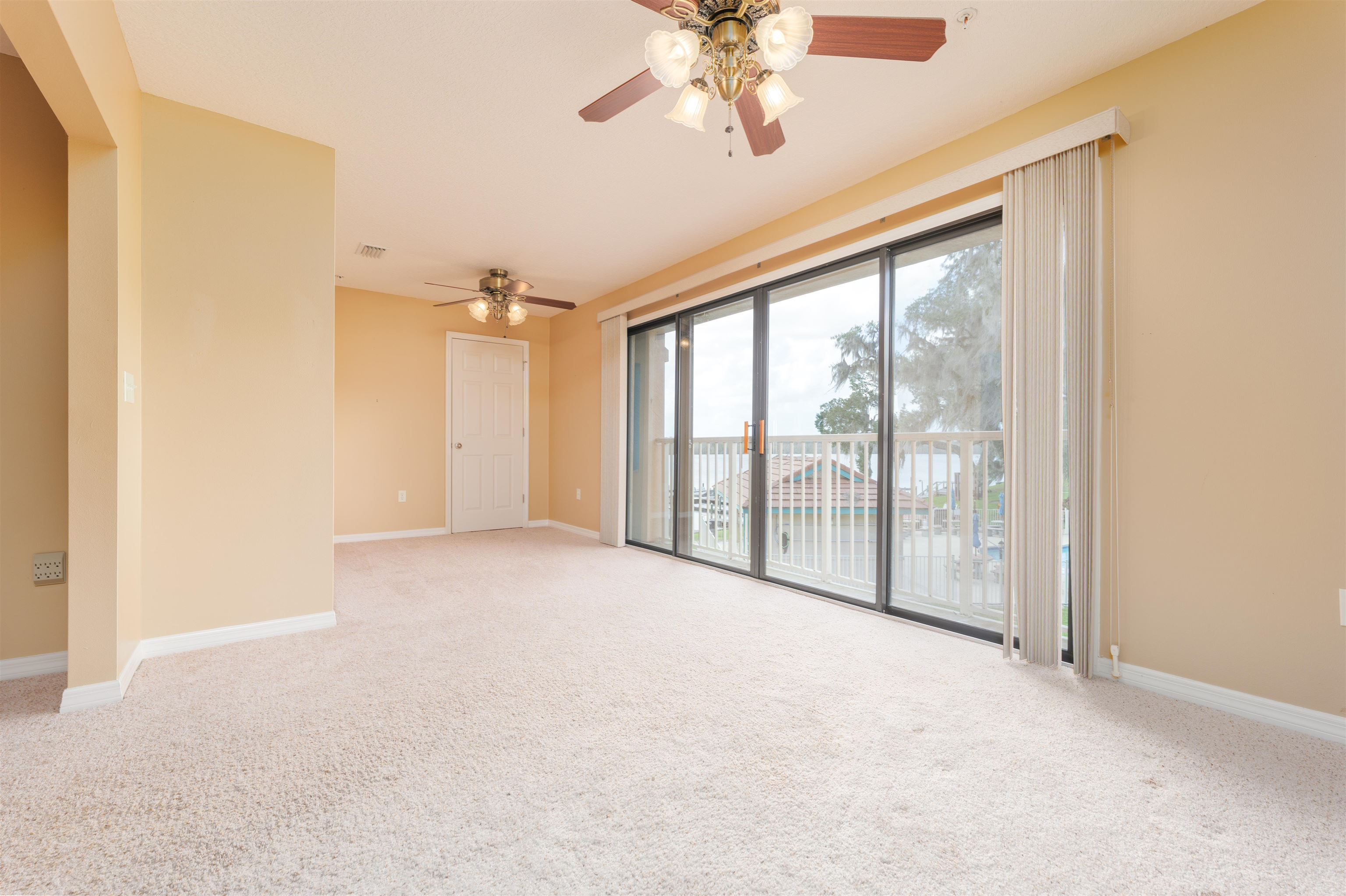 Image 14 of 34 For 99 Broad River Pl  3205