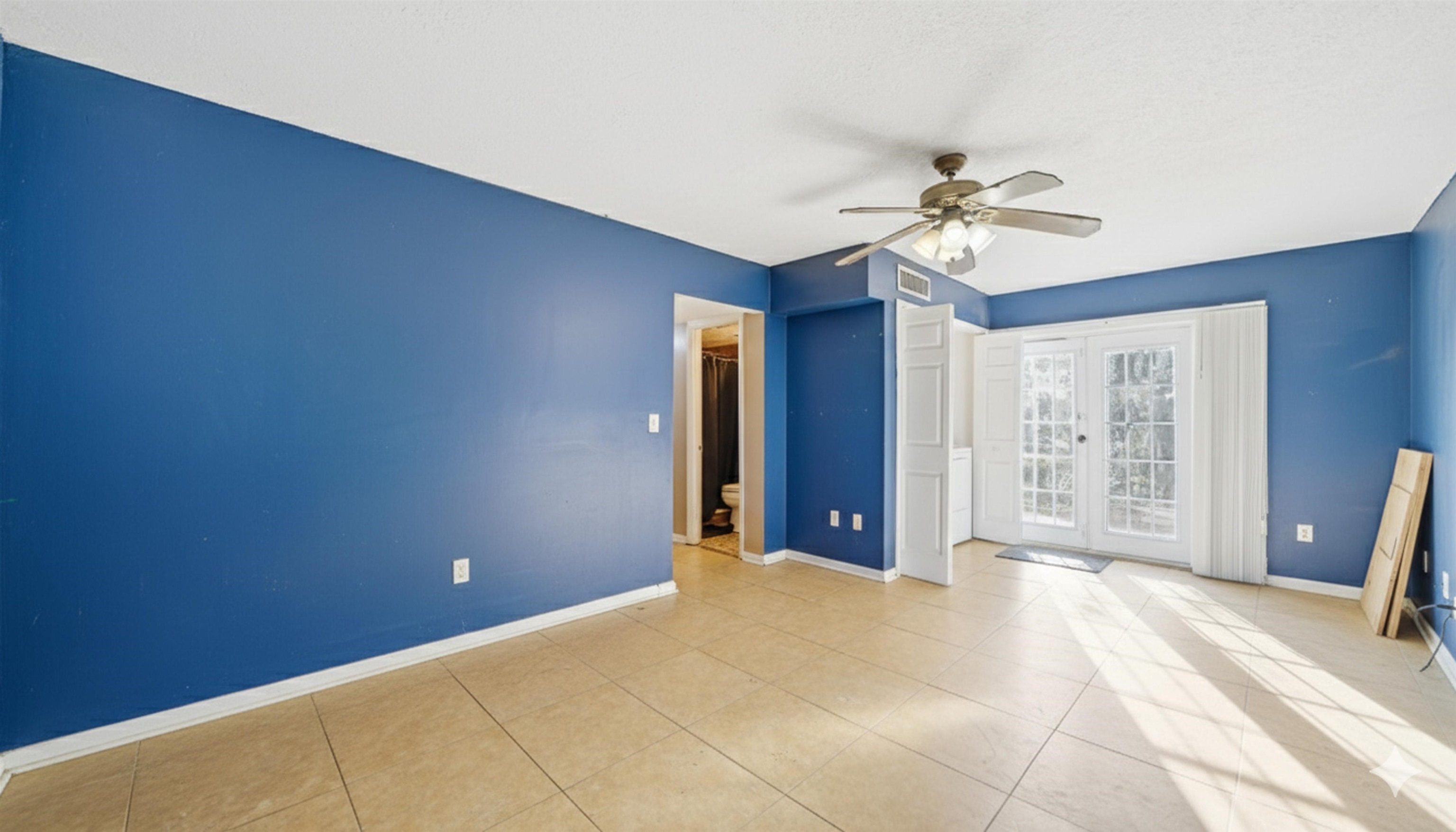 Image 18 of 34 For 436 Acme St  