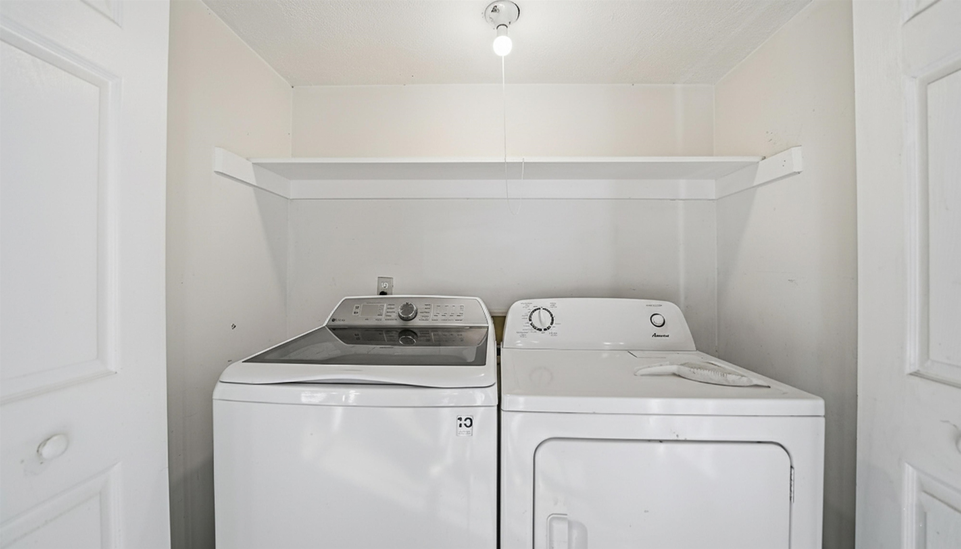 Image 20 of 34 For 436 Acme St  