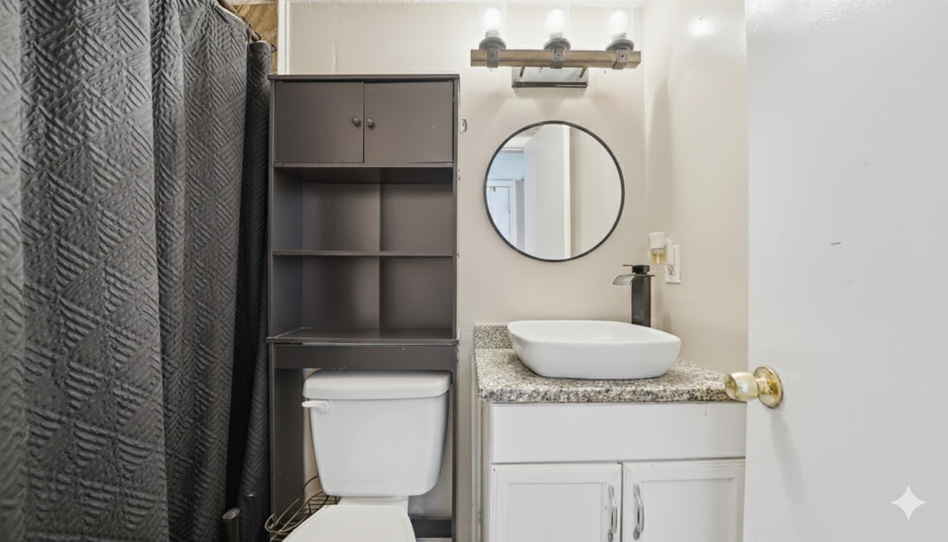 Image 22 of 34 For 436 Acme St  