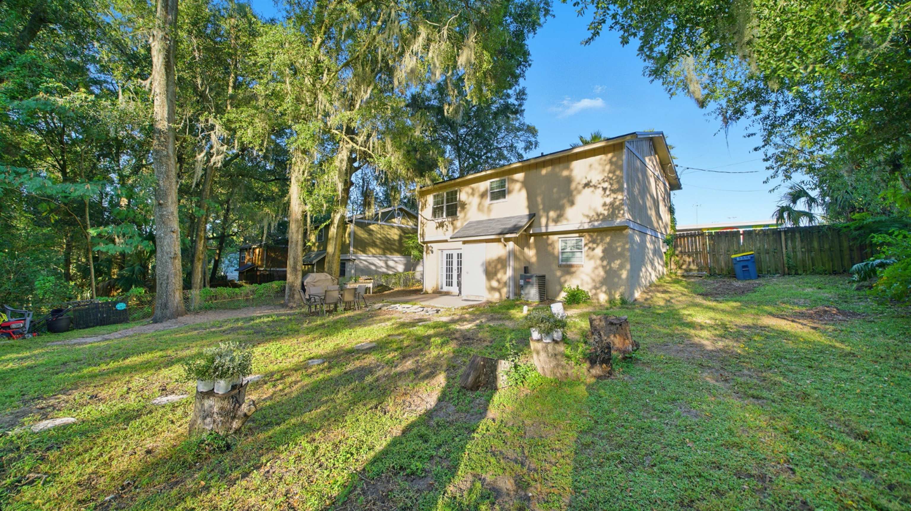 Image 26 of 34 For 436 Acme St  