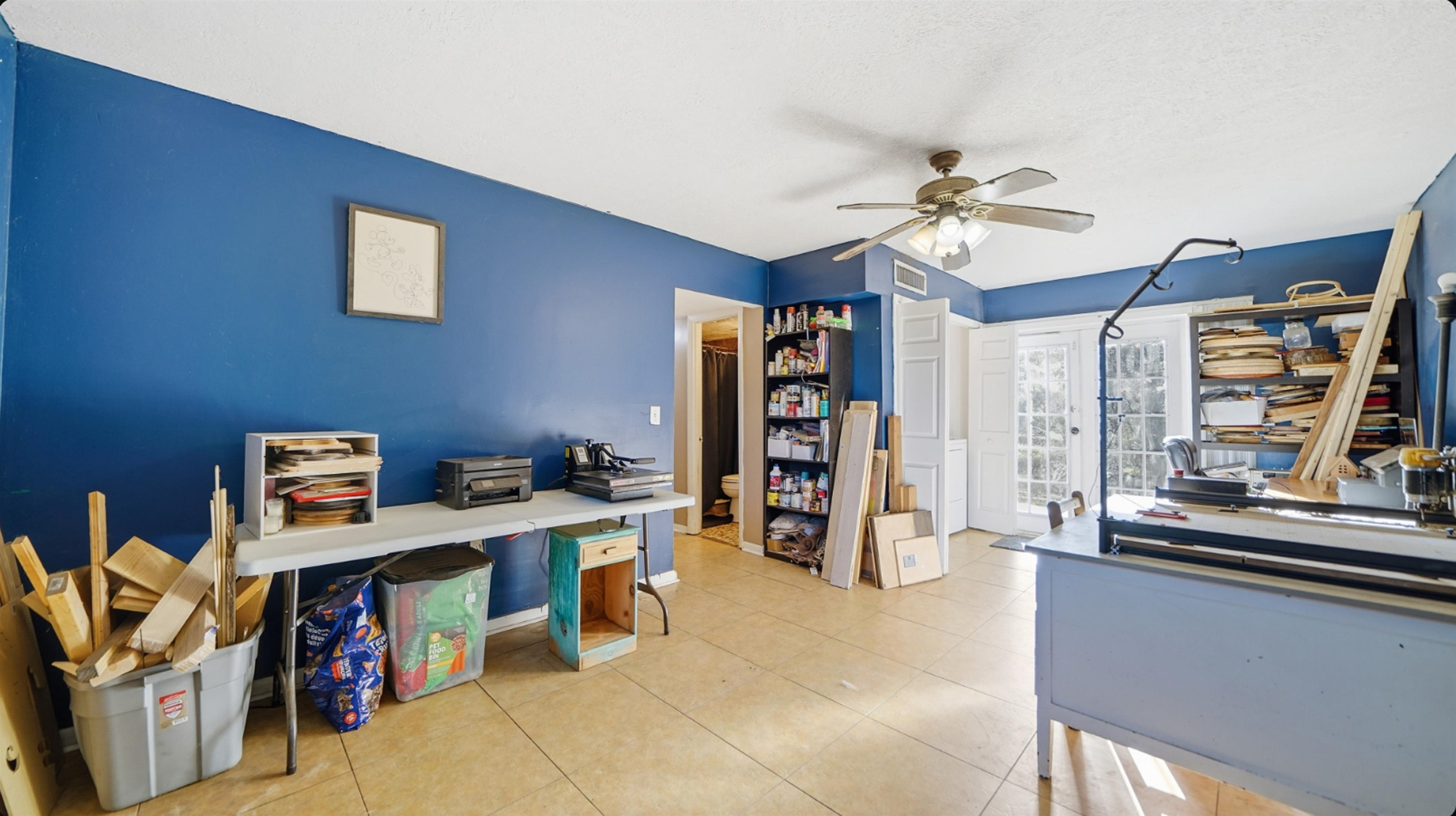 Image 30 of 34 For 436 Acme St  