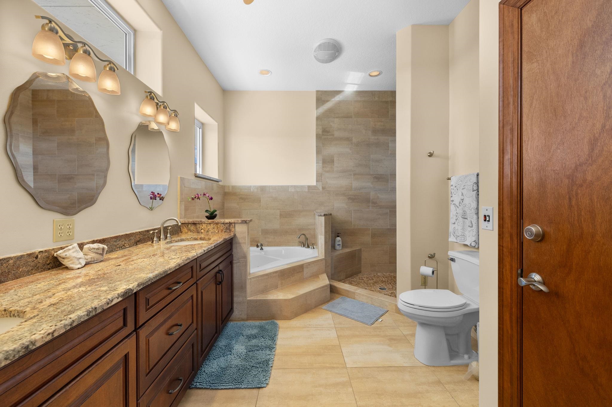 Image 17 of 60 For 424 Porpoise Point Dr