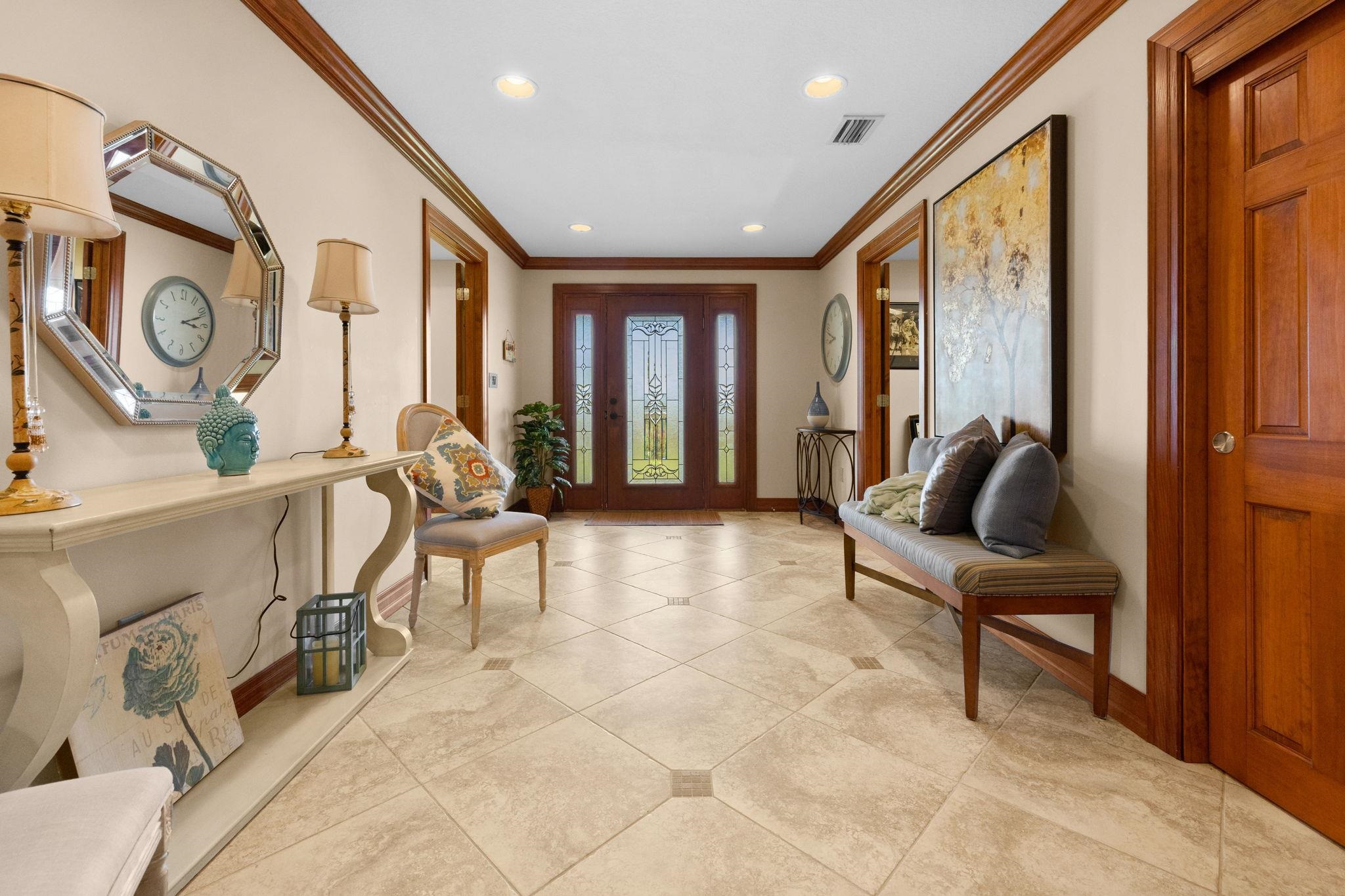 Image 3 of 60 For 424 Porpoise Point Dr