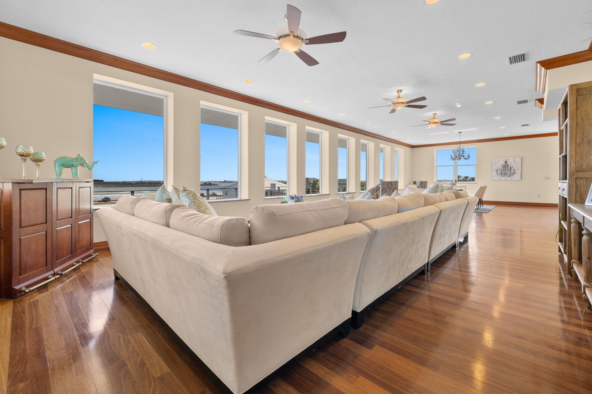 Image 32 of 60 For 424 Porpoise Point Dr