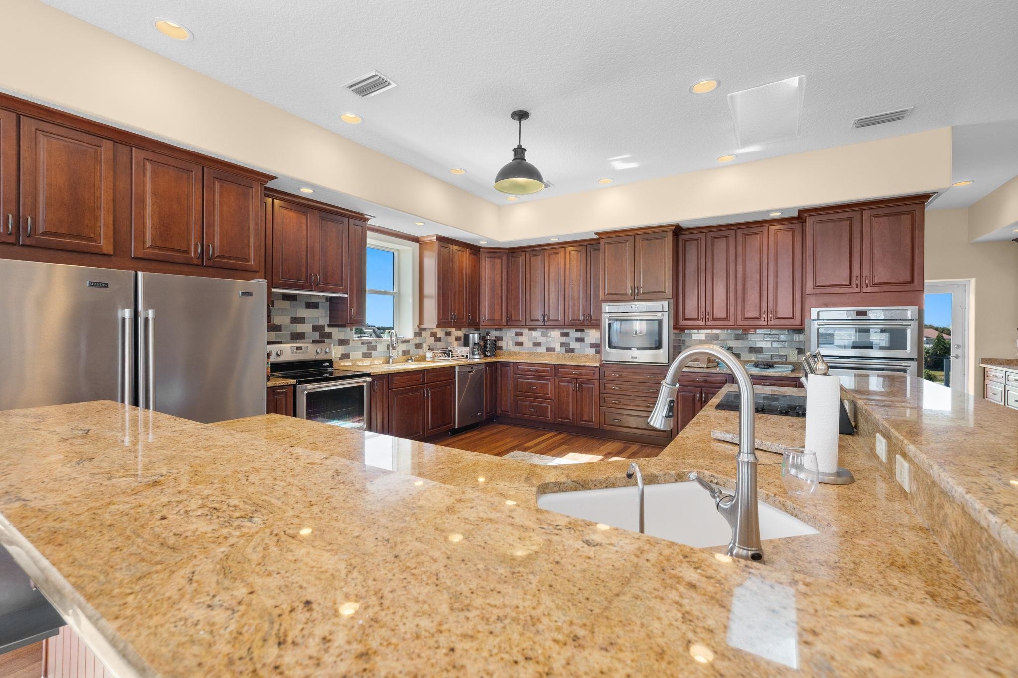 Image 44 of 60 For 424 Porpoise Point Dr