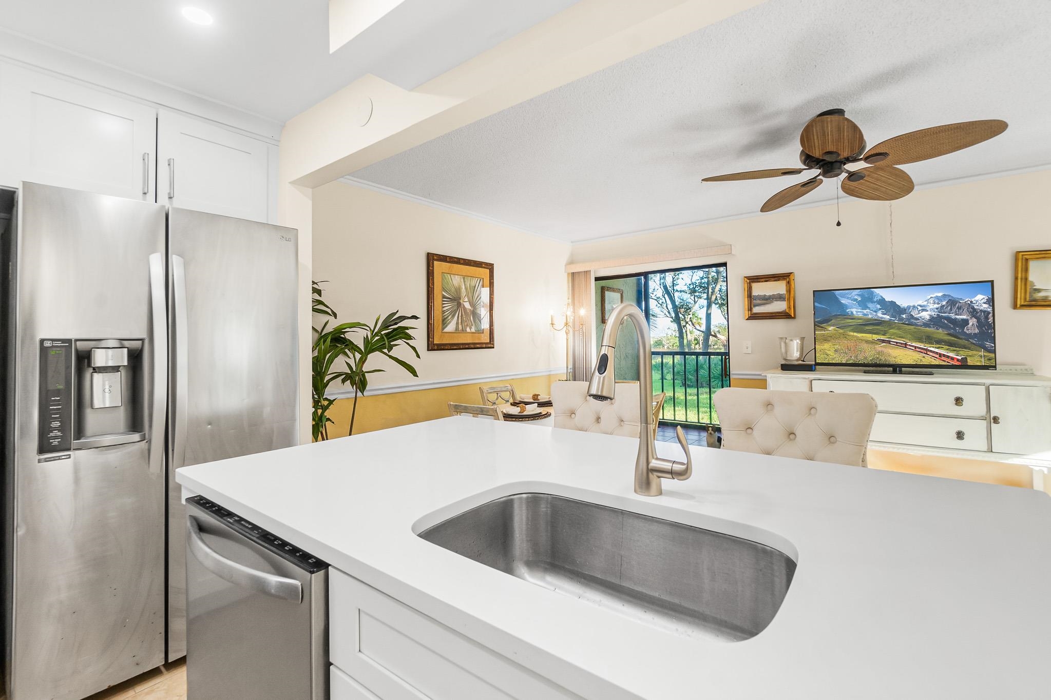 Image 10 of 43 For 31 Tarragona Ct