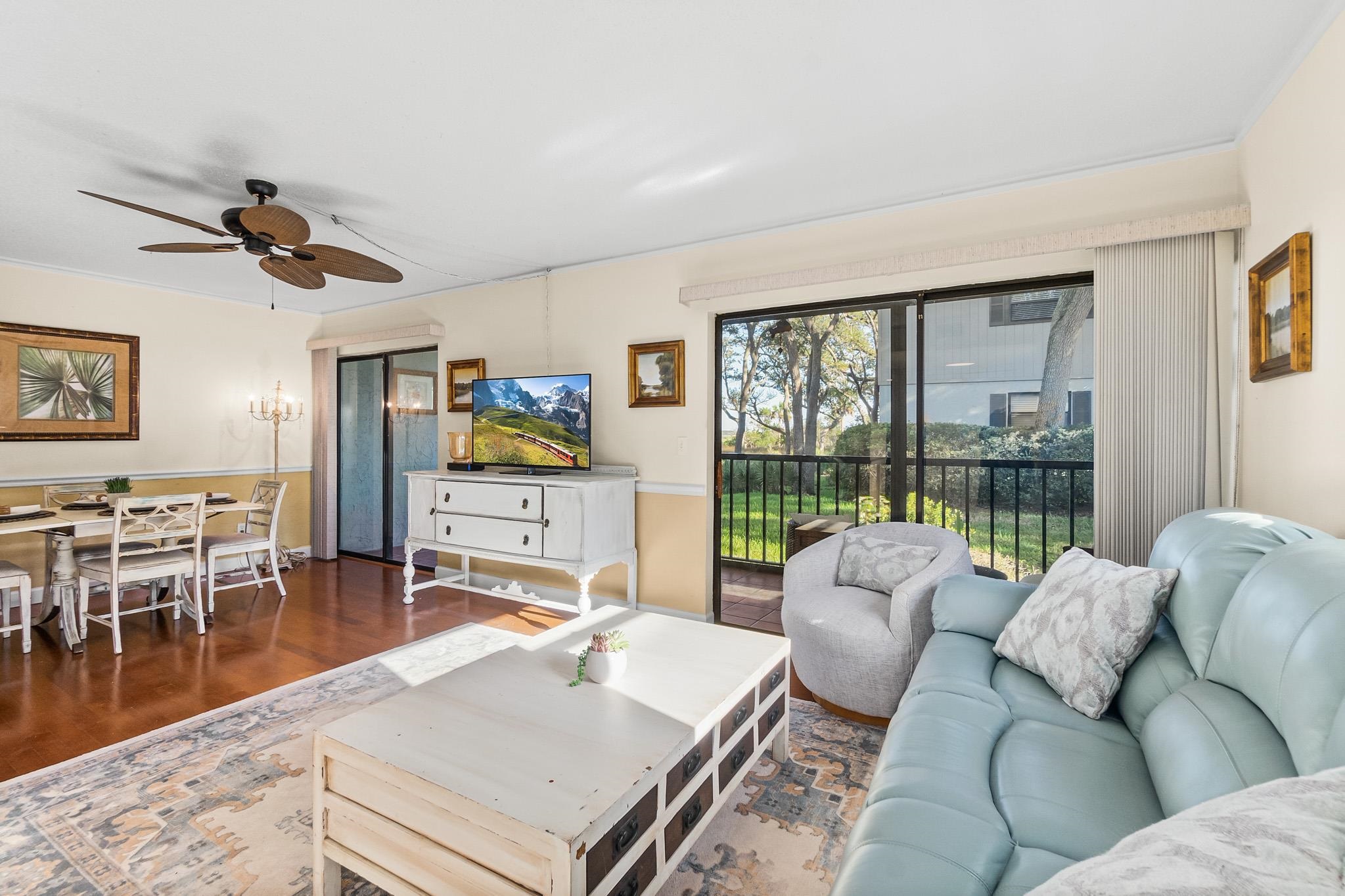 Image 17 of 43 For 31 Tarragona Ct