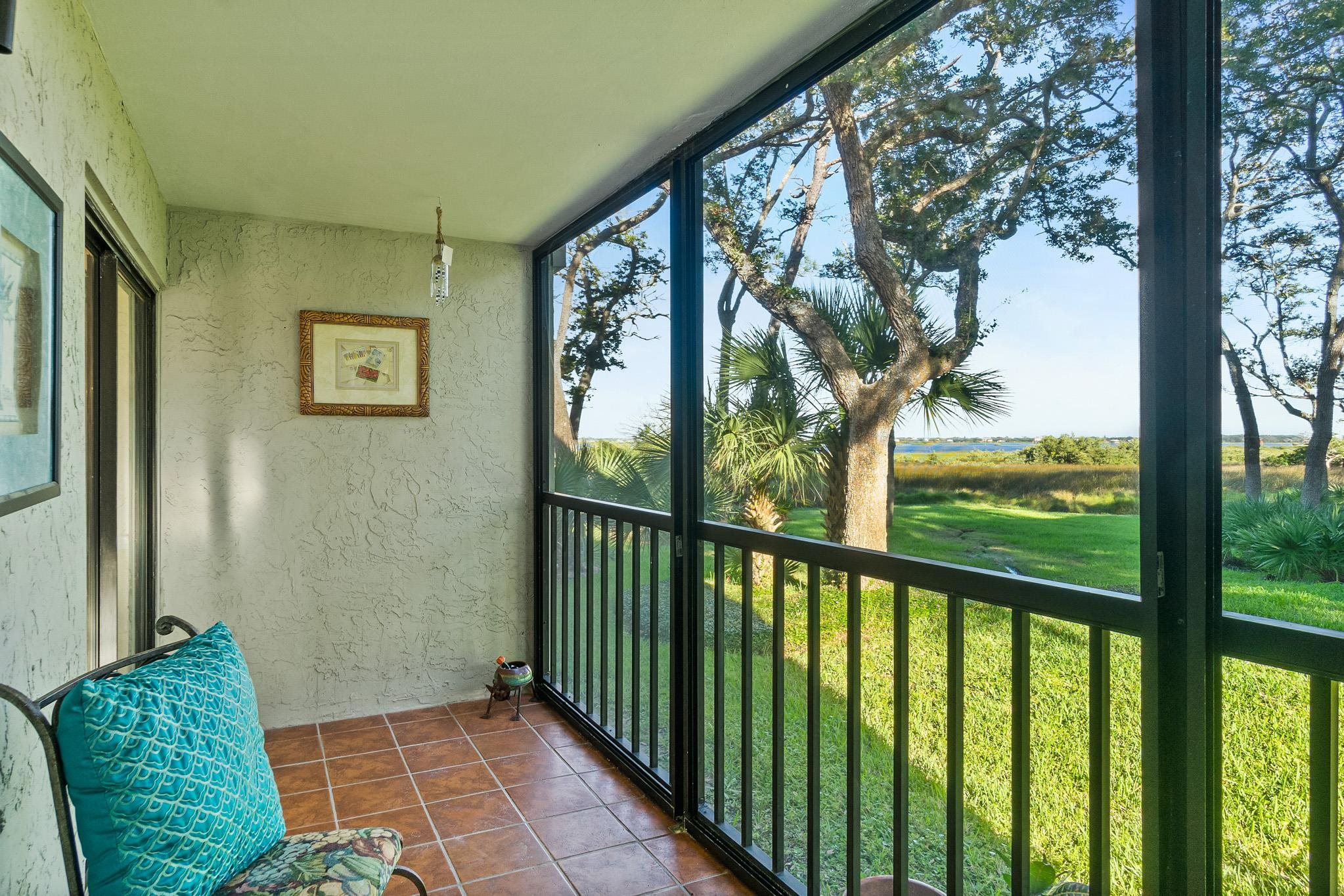 Image 30 of 43 For 31 Tarragona Ct